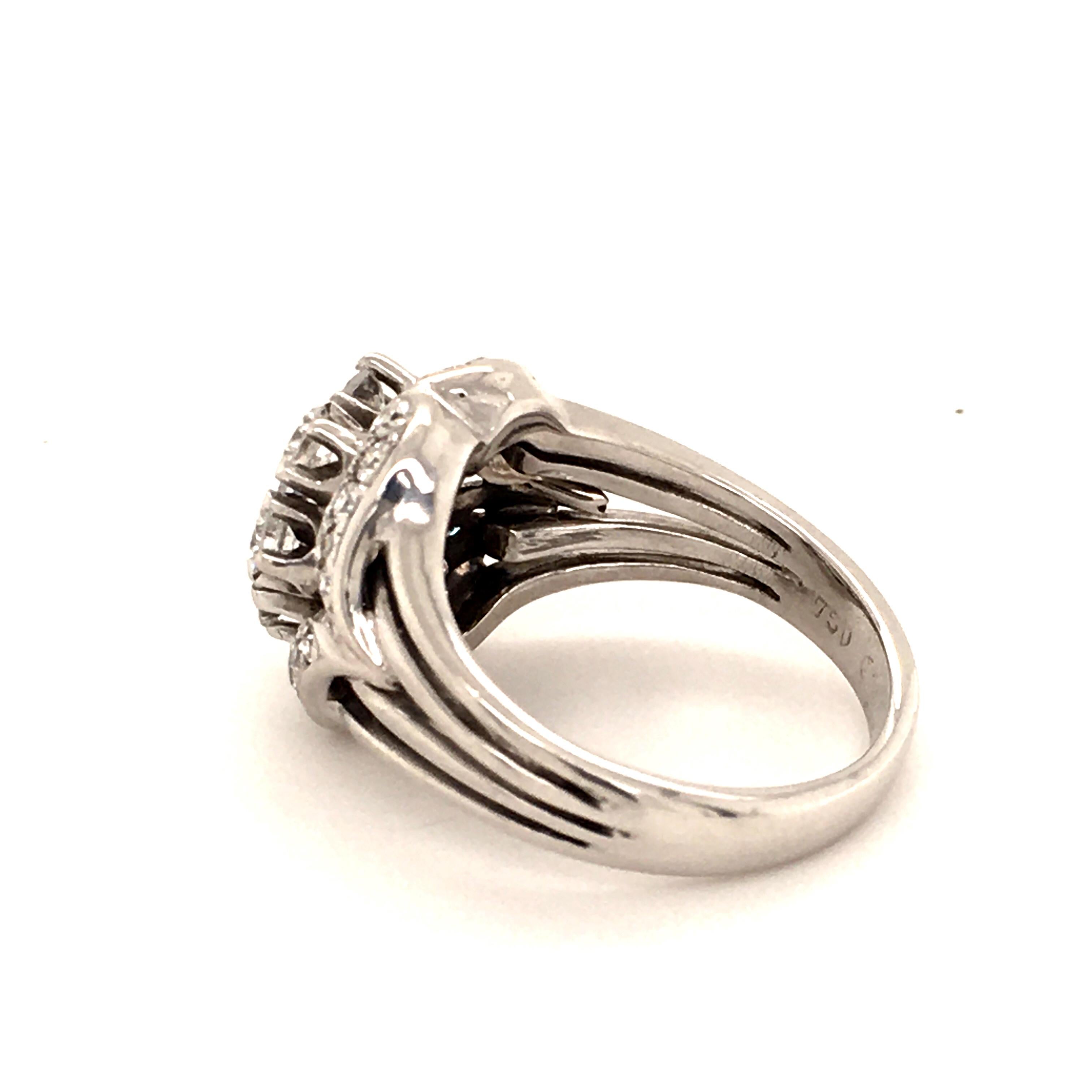 Women's or Men's Contemporary Diamond Ring in 18 Karat White Gold For Sale