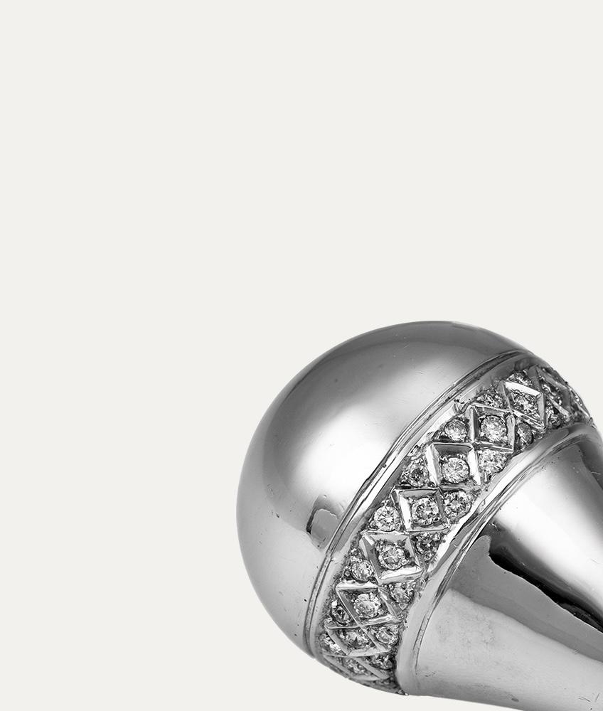 Taglio brillante Collana contemporanea con diamanti in oro bianco in vendita