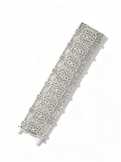 Bracciale largo con diamante contemporaneo in oro bianco 18 carati, design geometrico traforato