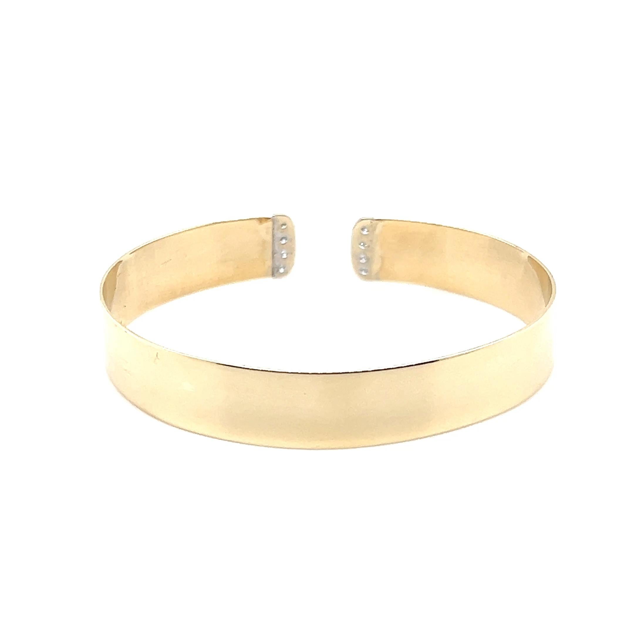 Contemporary Diamond Yellow and White Gold Cuff Bracelet For Sale 1
