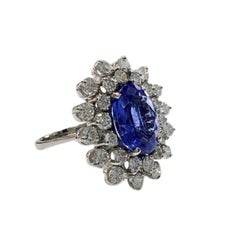 Contemporary Diamonds and Tanzanite 18K Gold Ring