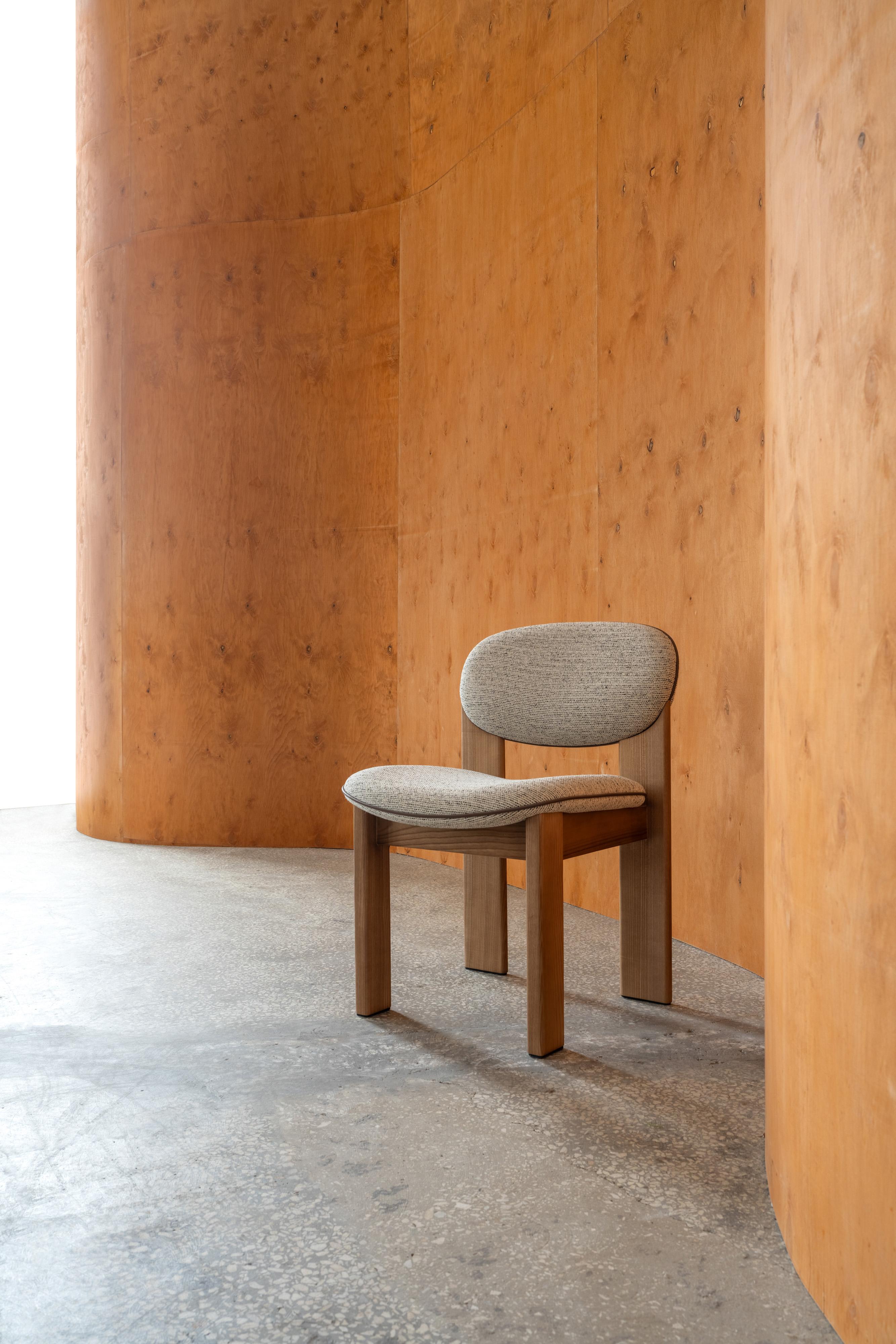 Contemporary Dining Chair 'Archipen' by Noom, Kvadrat Savanna For Sale 8