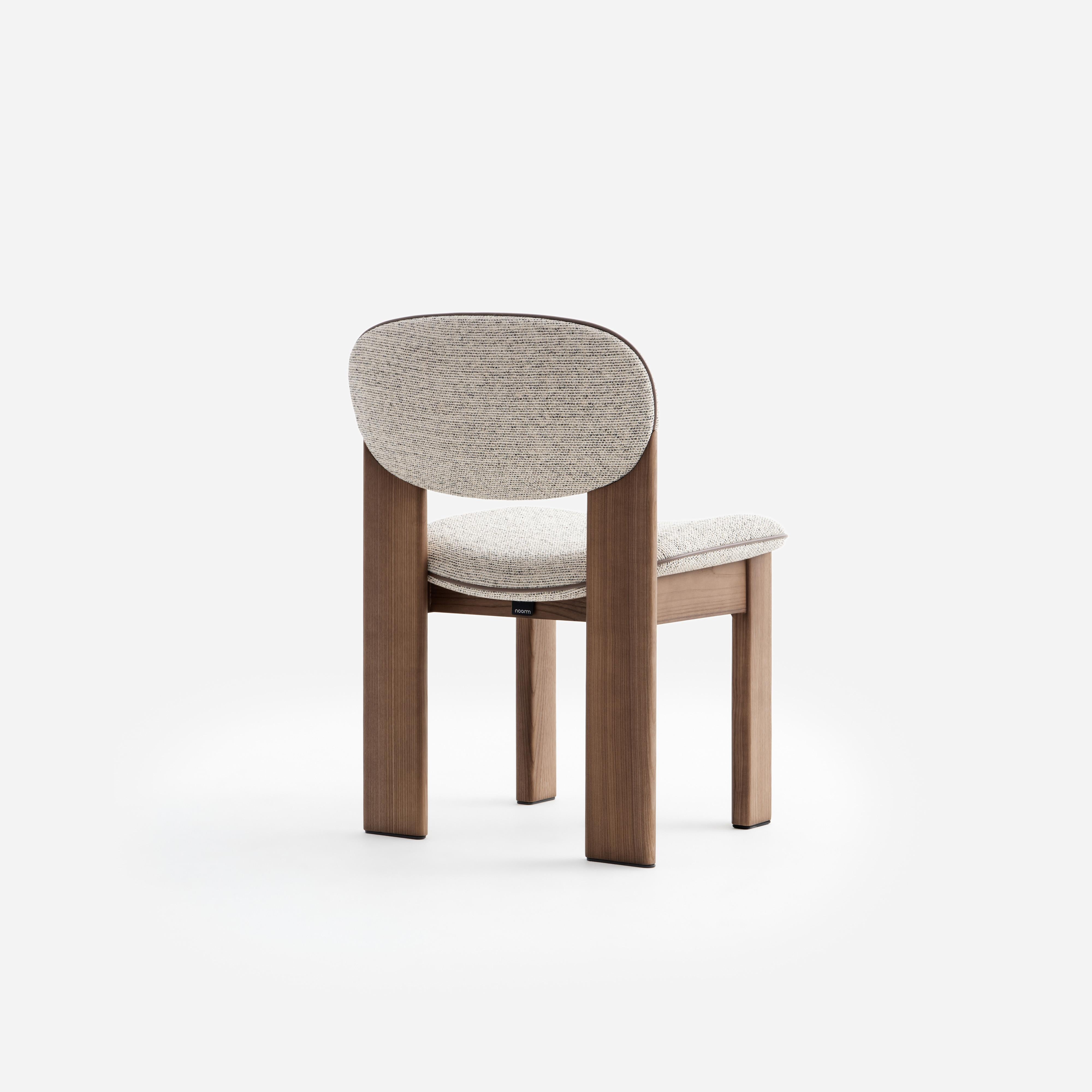 Contemporary Dining Chair 'Archipen' by Noom, Kvadrat Savanna, Light Brown Legs In New Condition For Sale In Paris, IDF