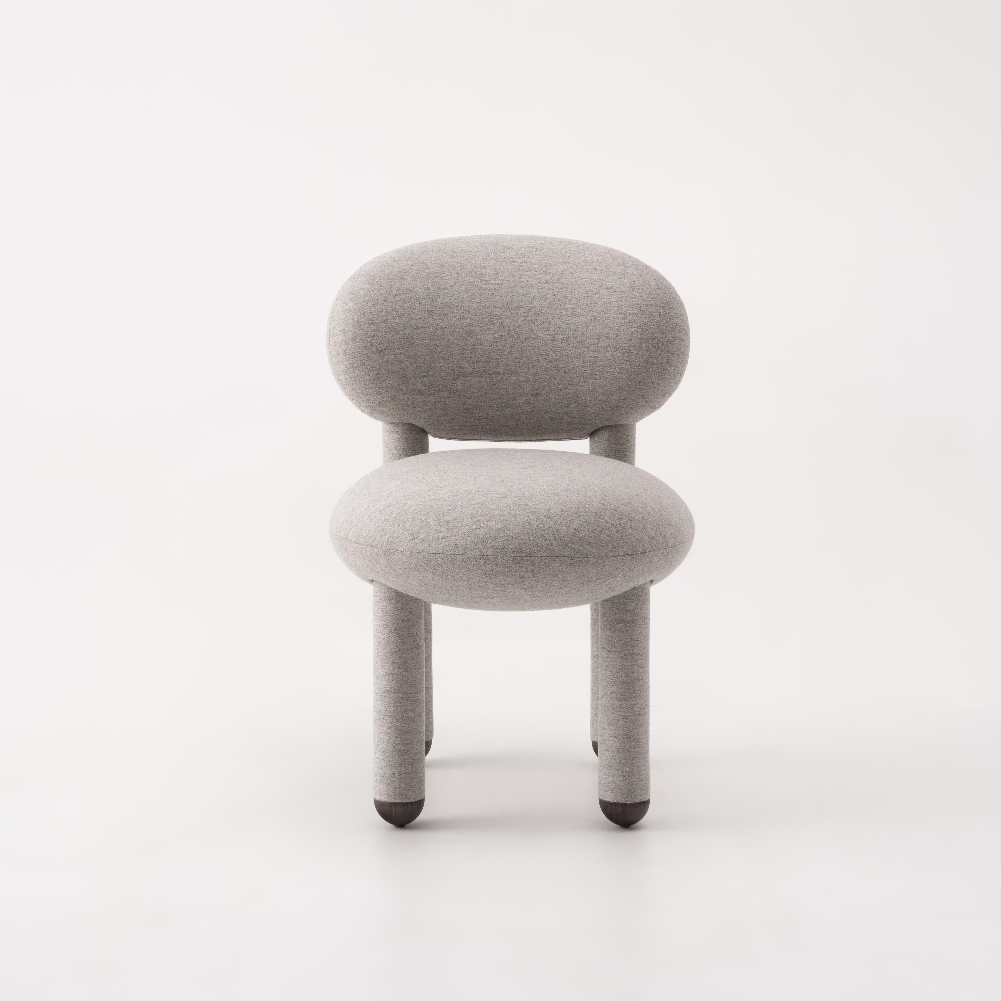Sedia da pranzo contemporanea 'Flock CS1' di NOOM, lana di lino, gamba colorata marrone in vendita 7