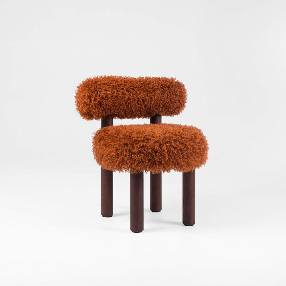 Contemporary Esszimmerstuhl 'Fluffy' von Noom, Gropius CS2, Orange (Ukrainisch) im Angebot