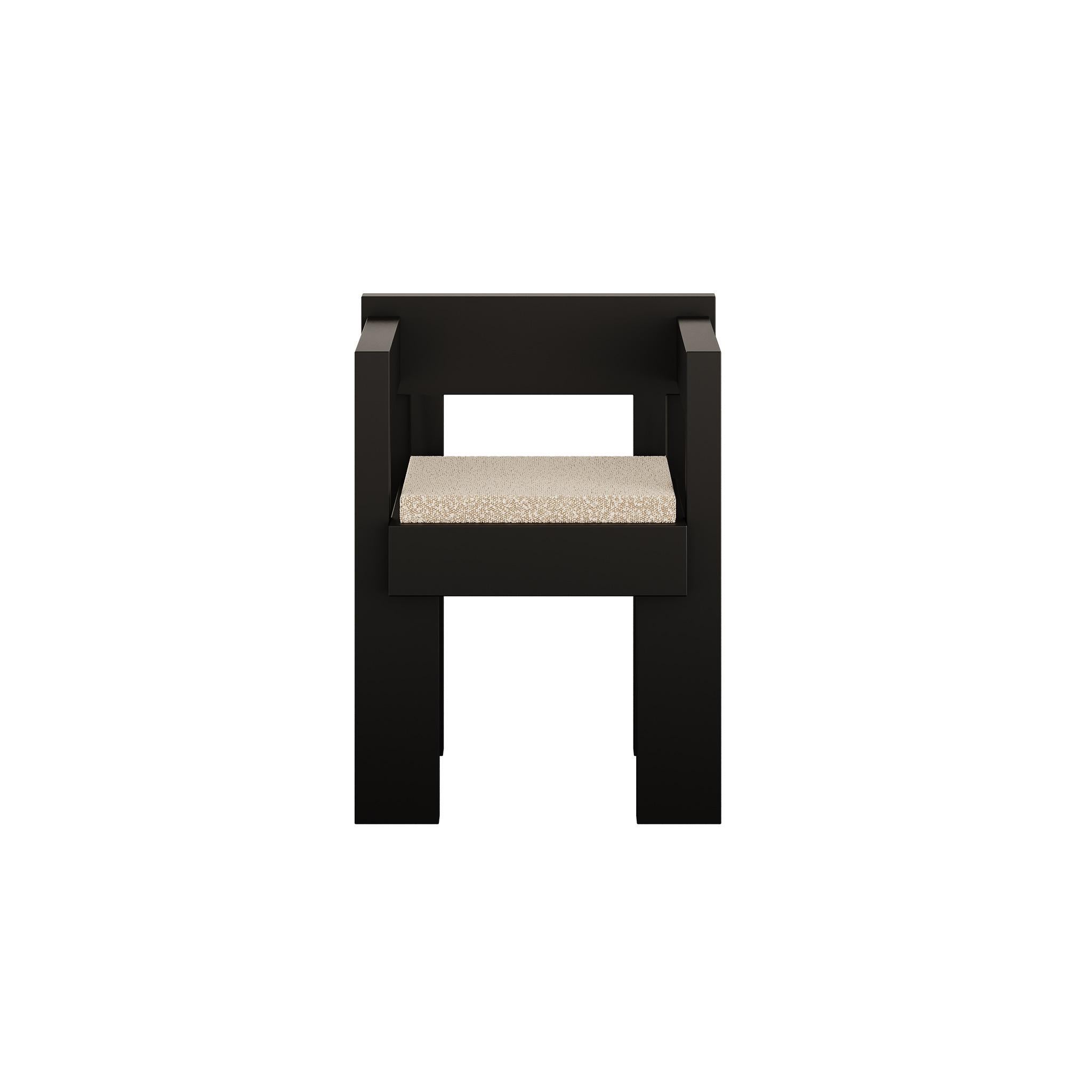 Brutalist Modern Dining Chair in Black Matte Lacquer Upholstery in White Bouclé In New Condition For Sale In Porto, Vila Nova de Gaia