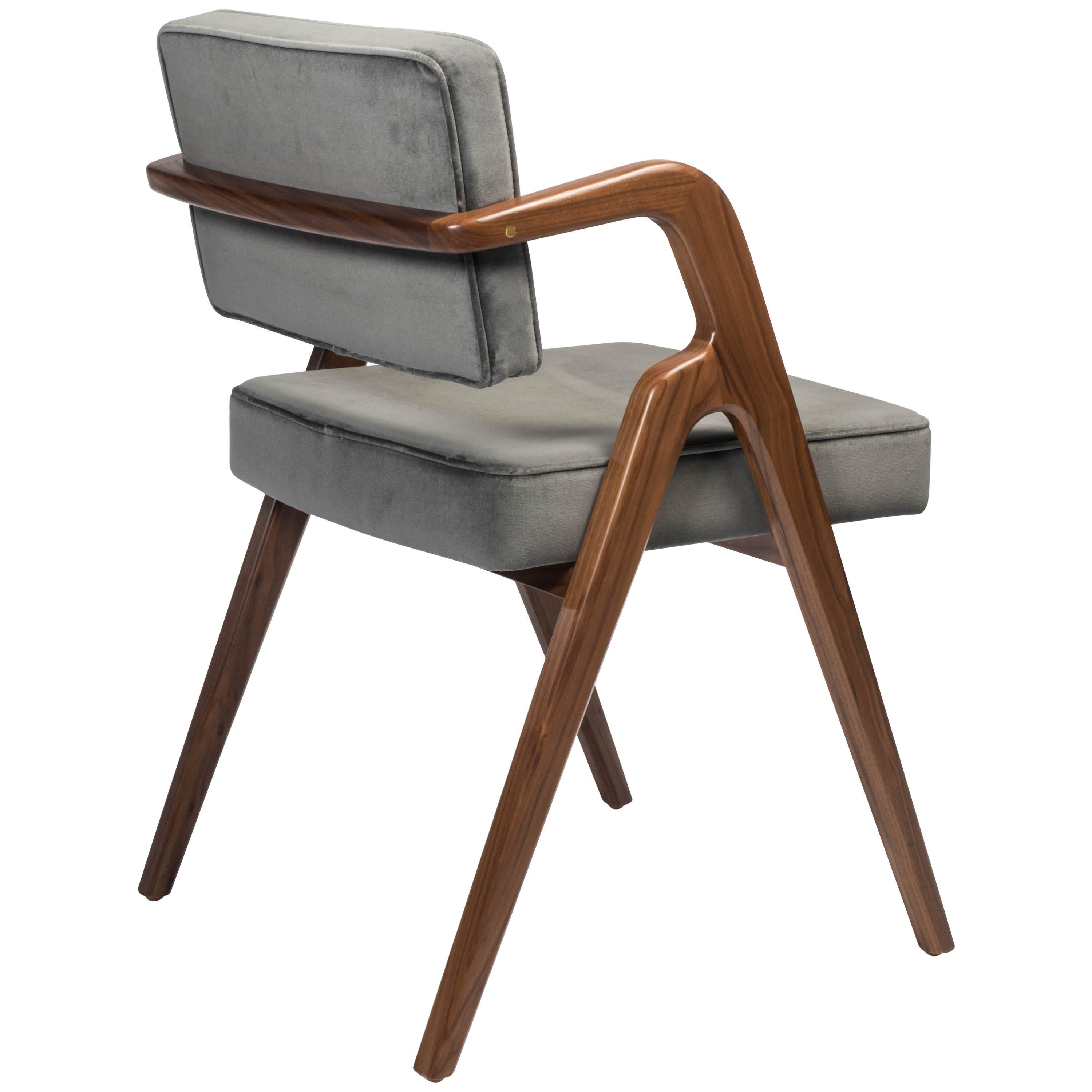 Contemporary Dining Chair Handcrafted in Solid Wood and Velvet by Luteca