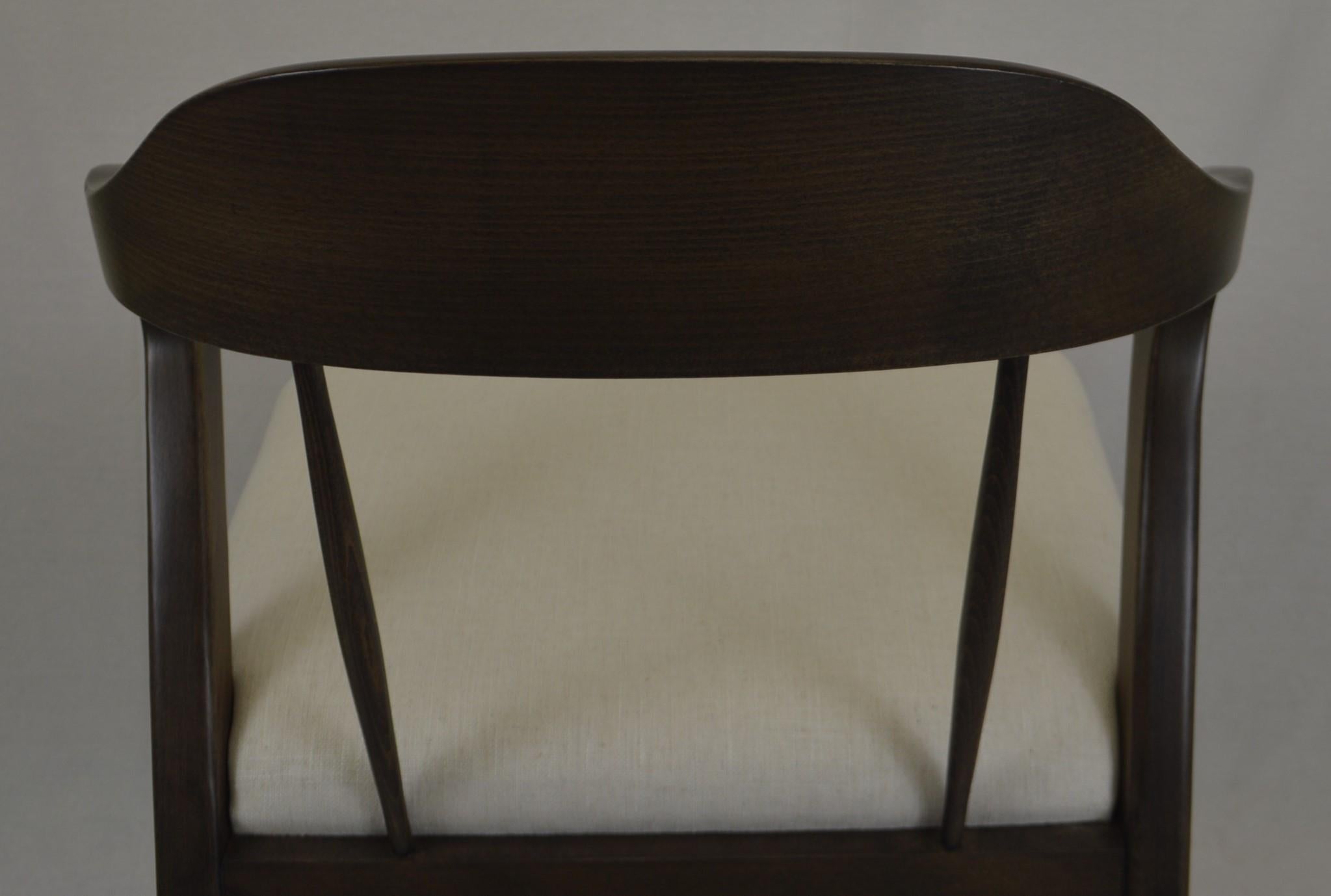 Contemporary Dining Chair Made in Italy for Custom Finish In New Condition For Sale In Oakville, ON