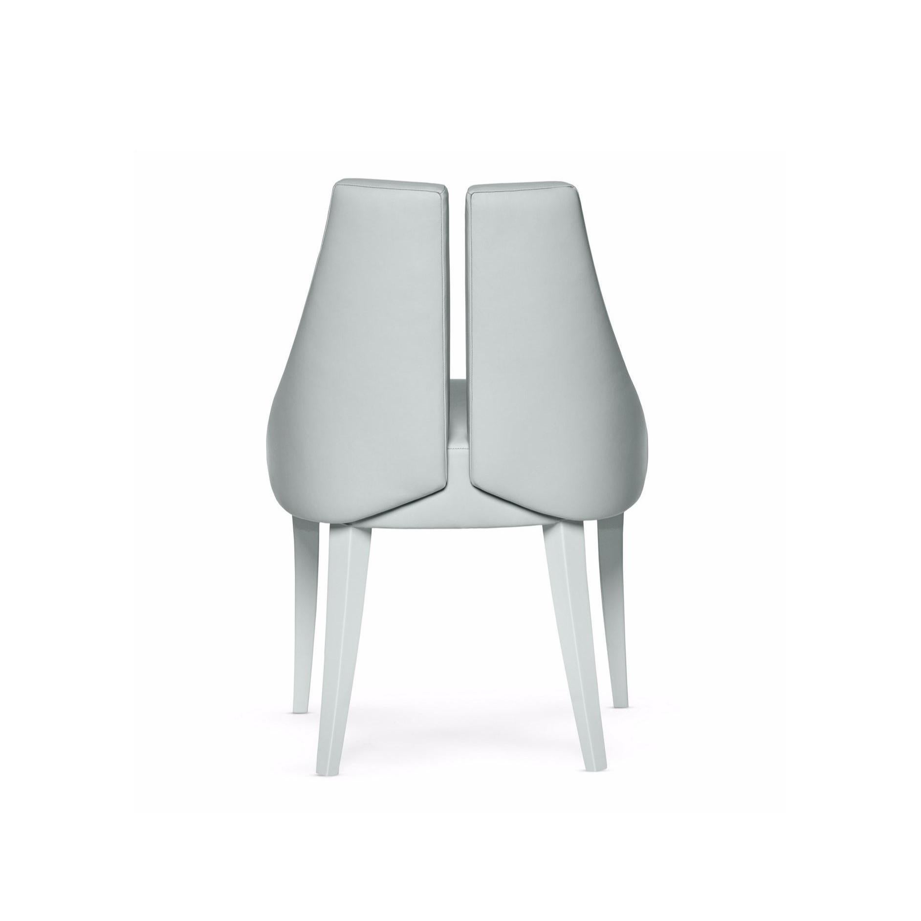 Contemporary Dining Chair mit Nahtdetails (Moderne) im Angebot