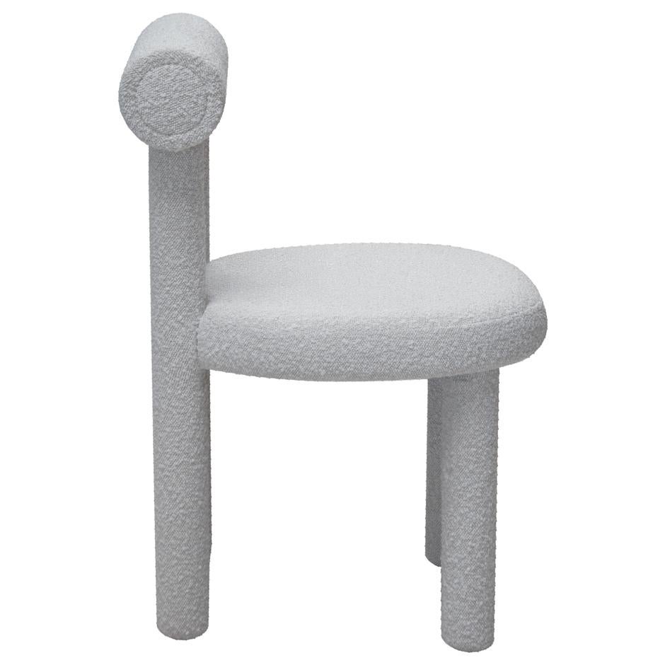 Contemporary Dining Chair mit minimalistischer Ästhetik, wasserabweisender Boucle'. im Zustand „Neu“ im Angebot in NEW YORK, NY