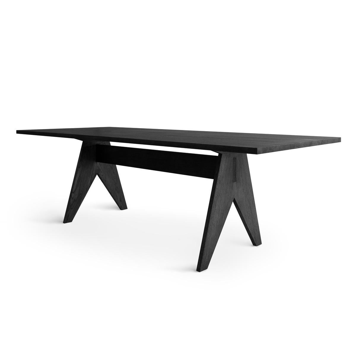 Dining room table 'Pose' designed by Ida L. Hildebrand for Friends & Founders

Model shown on main picture:
- Dimensions: H. 75 x 250 x 95 cm
- Wood finish: black oak

Sizes available:
200 x 90 cm
250 x 95 cm
300 x 100 cm

Wood finishes