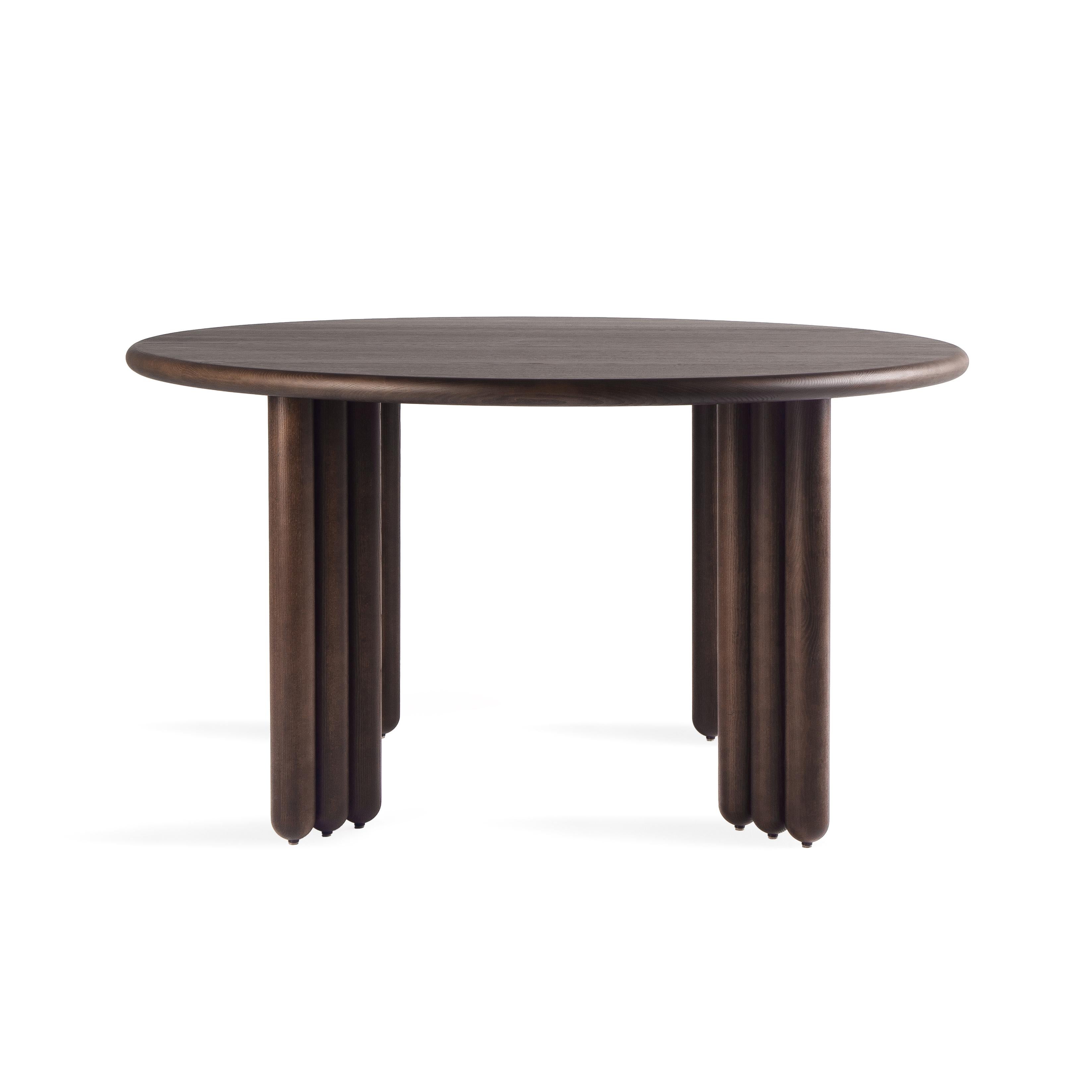 Contemporary Dining Round Table 'Flock' by Noom, 140 cm In New Condition For Sale In Paris, FR