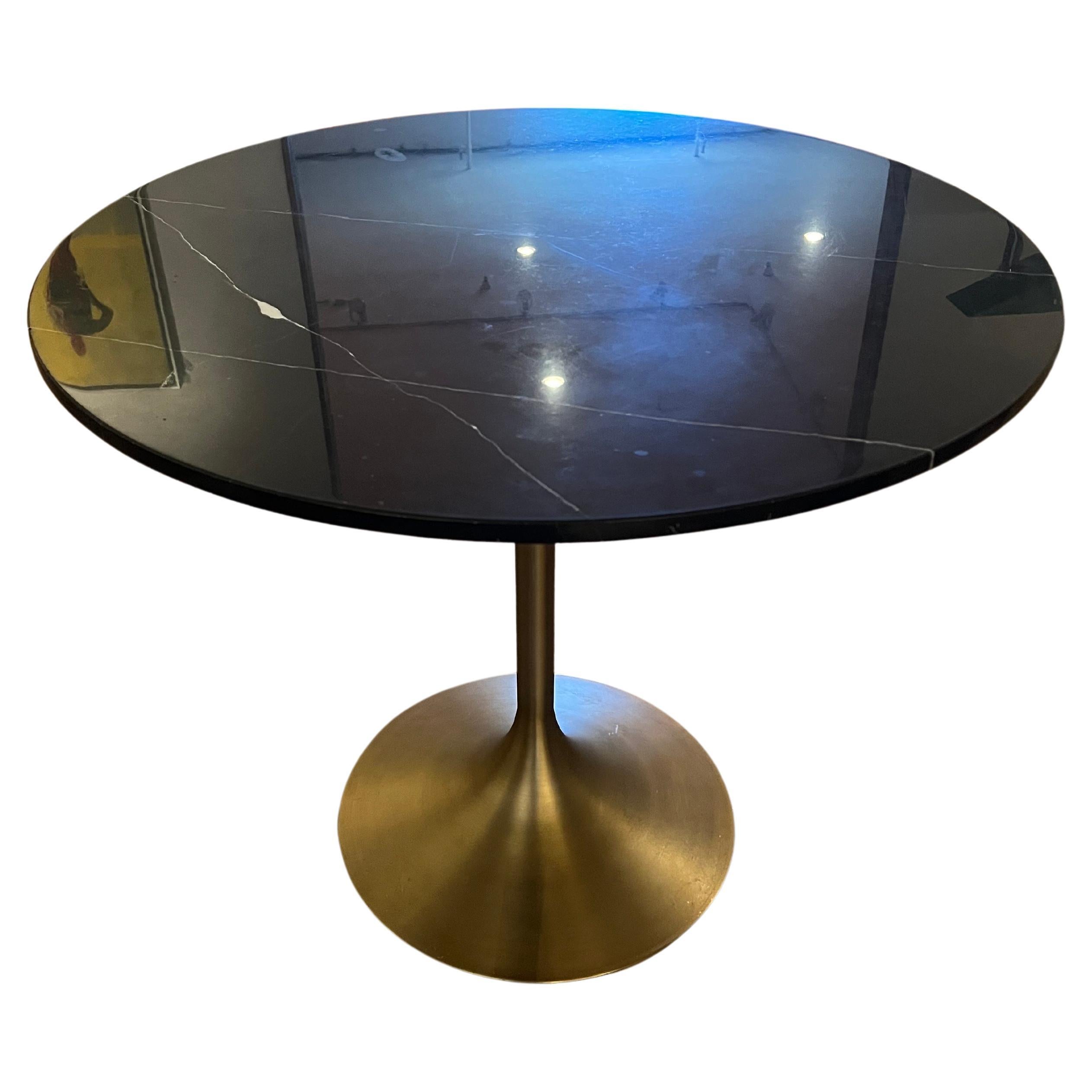 Mid-Century Modern Contemporary Dining Table in Black Marble with Bronze Finish Metal Base For Sale