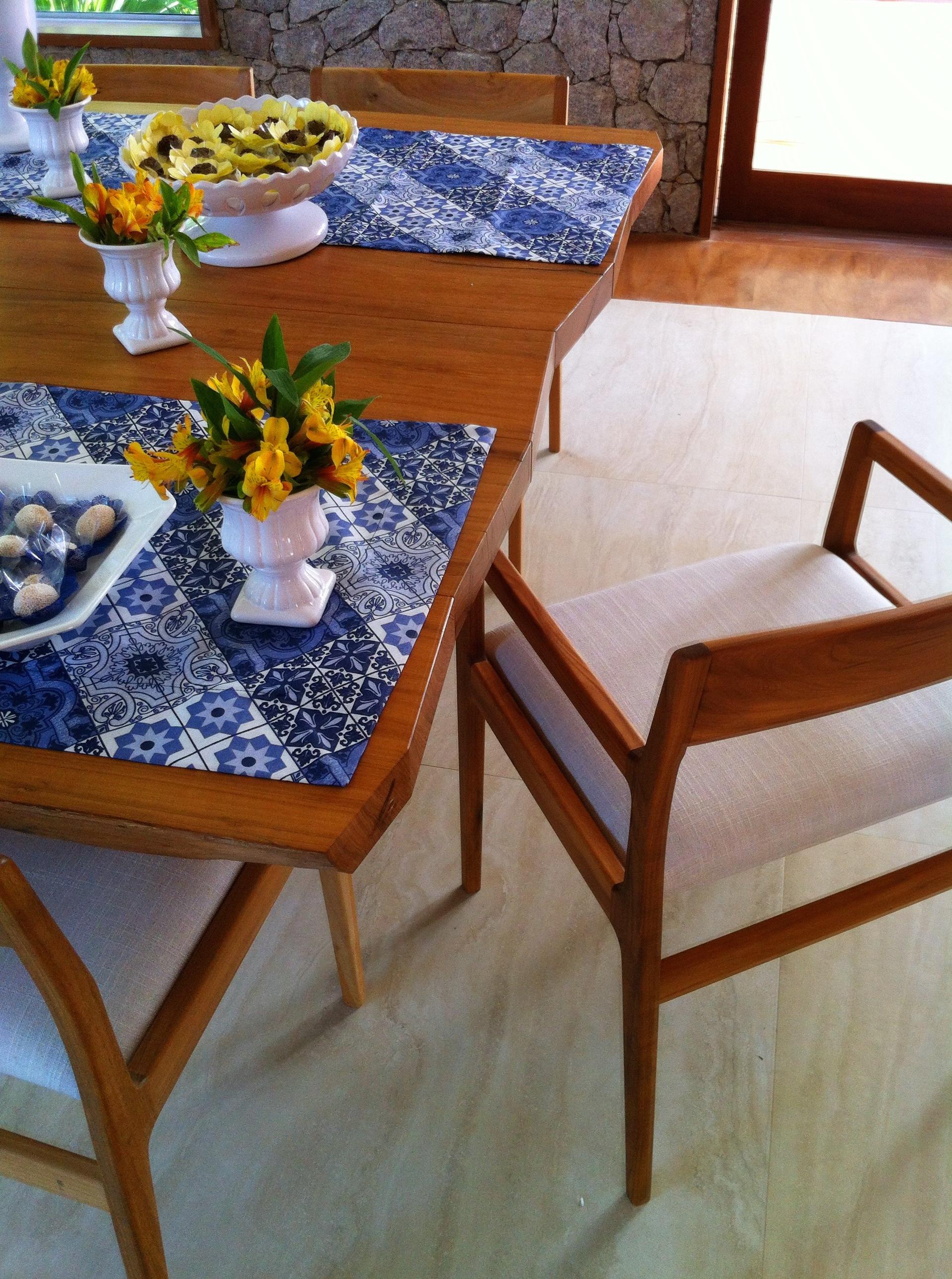 Menuiserie Table de salle à manger en bois dur brésilien de Ricardo Graham Ferreira en vente