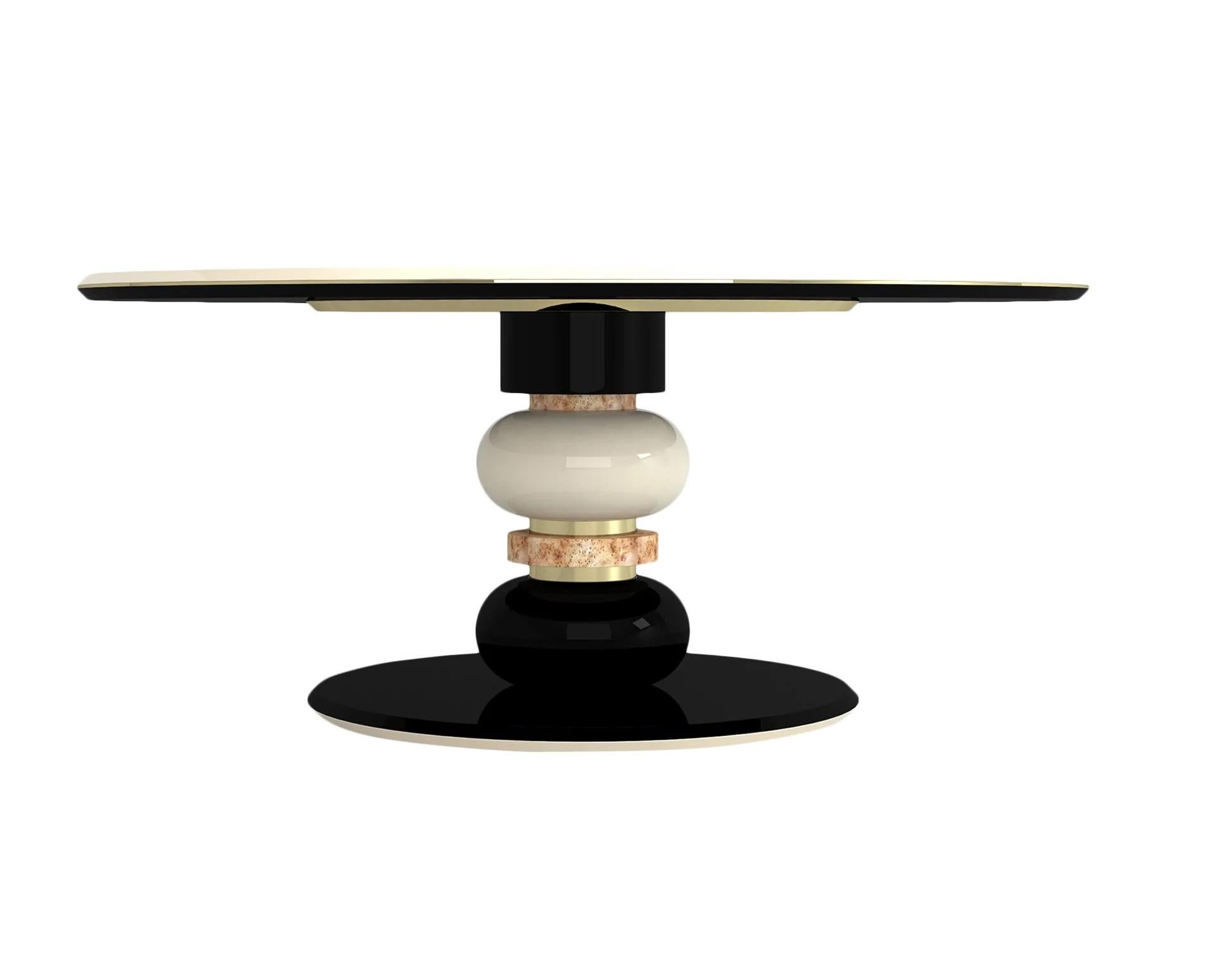 Art Deco Style Dining Table in High Gloss French Lacquer In New Condition For Sale In NEW YORK, NY
