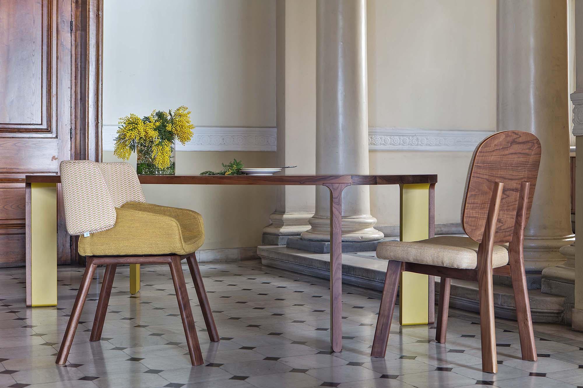 European Contemporary Dining Table in Yellow Lacquer and Walnut For Sale