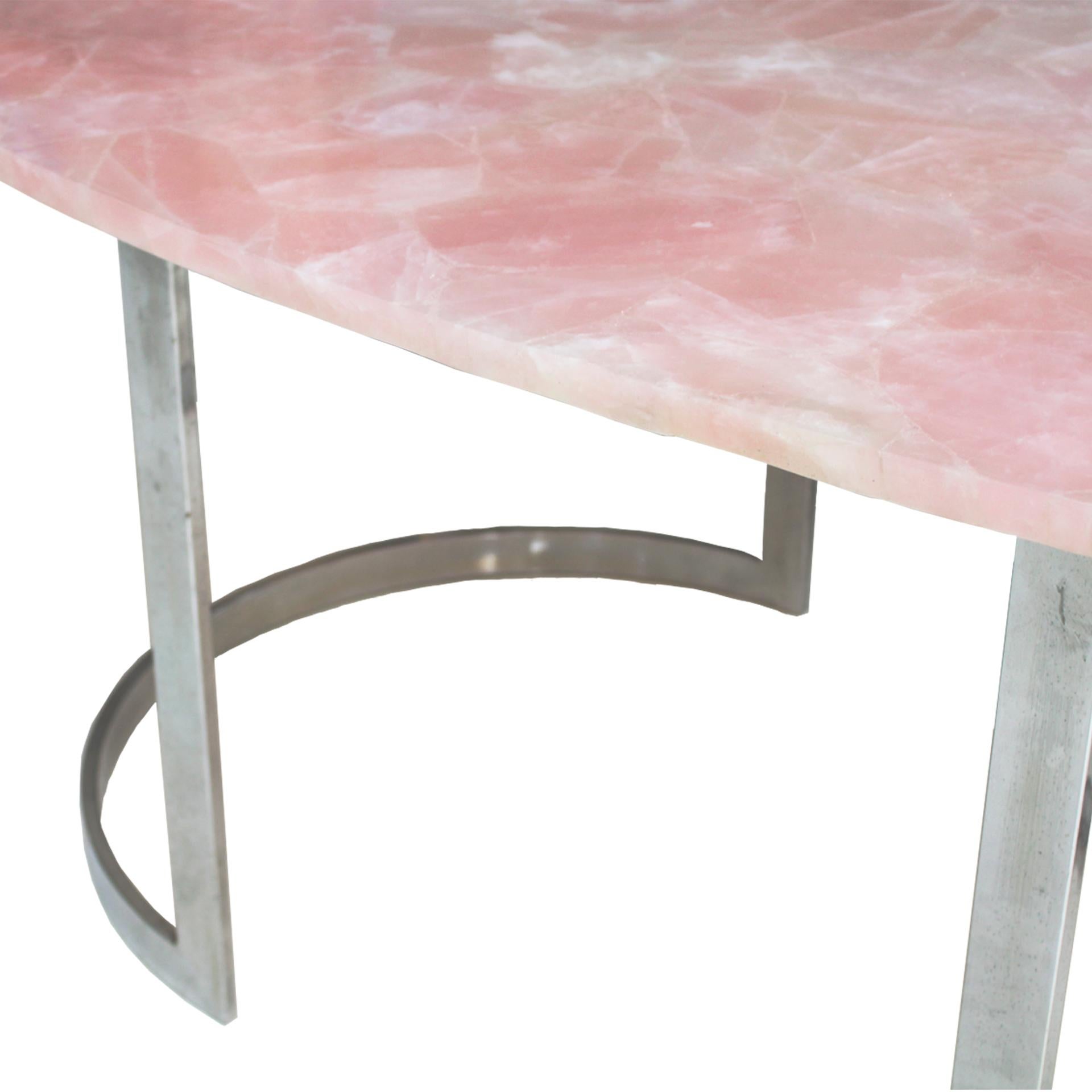 Table de salle à manger contemporaine en quartz rose Design/One par I.A. Studio Bon état - En vente à Madrid, ES