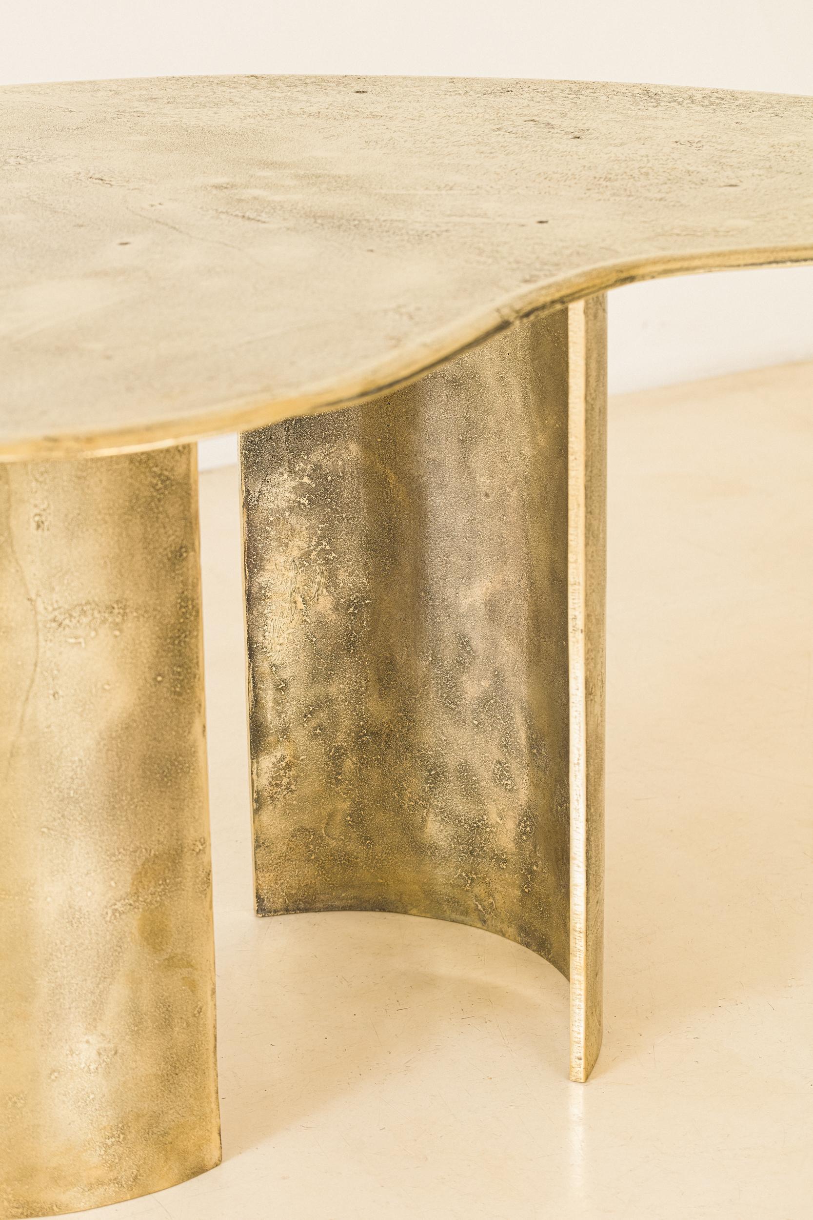 Contemporary Dining Table Morfa Nº 10 by Lucas Recchia, 2024 For Sale 2