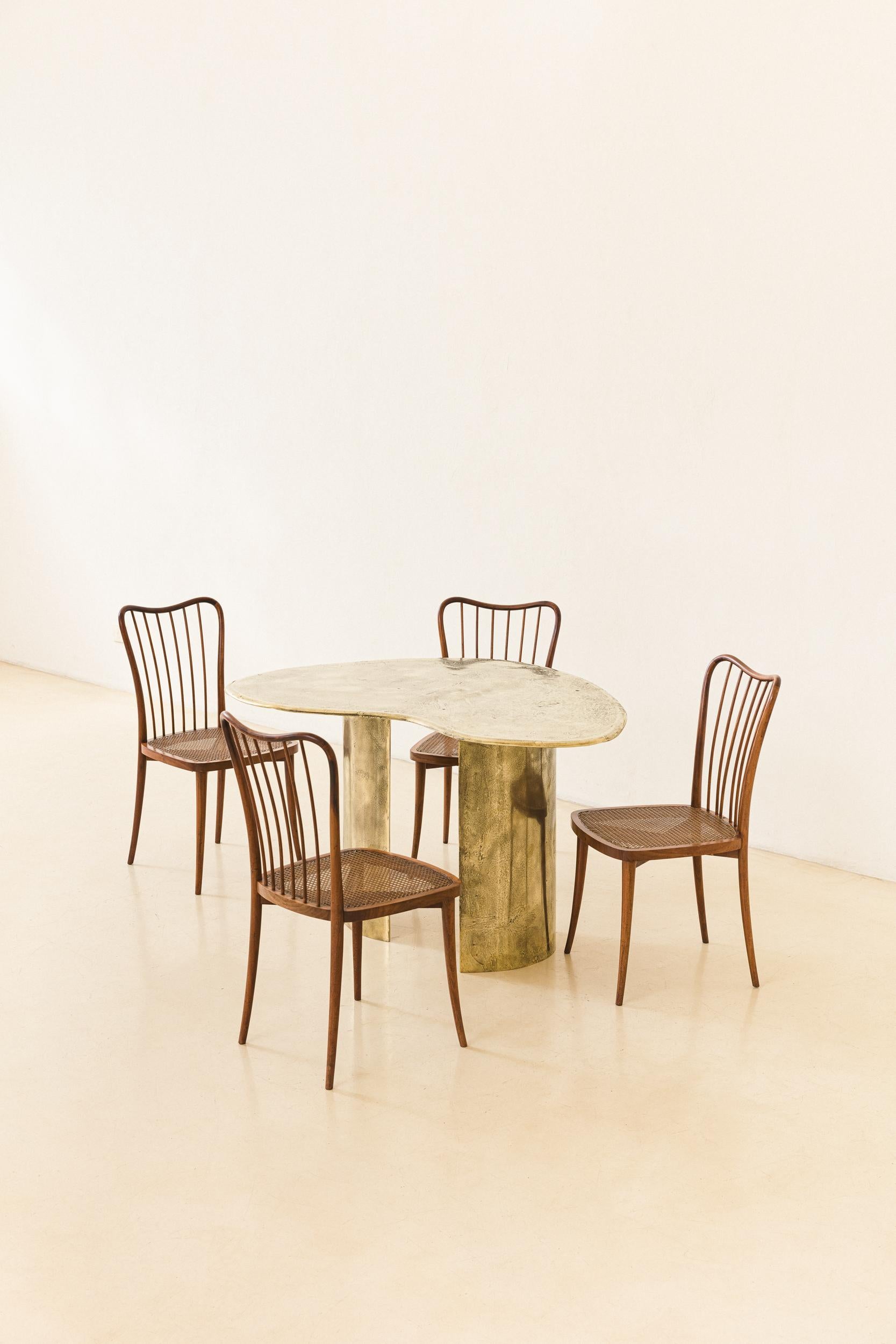 Contemporary Dining Table Morfa Nº 10 by Lucas Recchia, 2024 For Sale 3