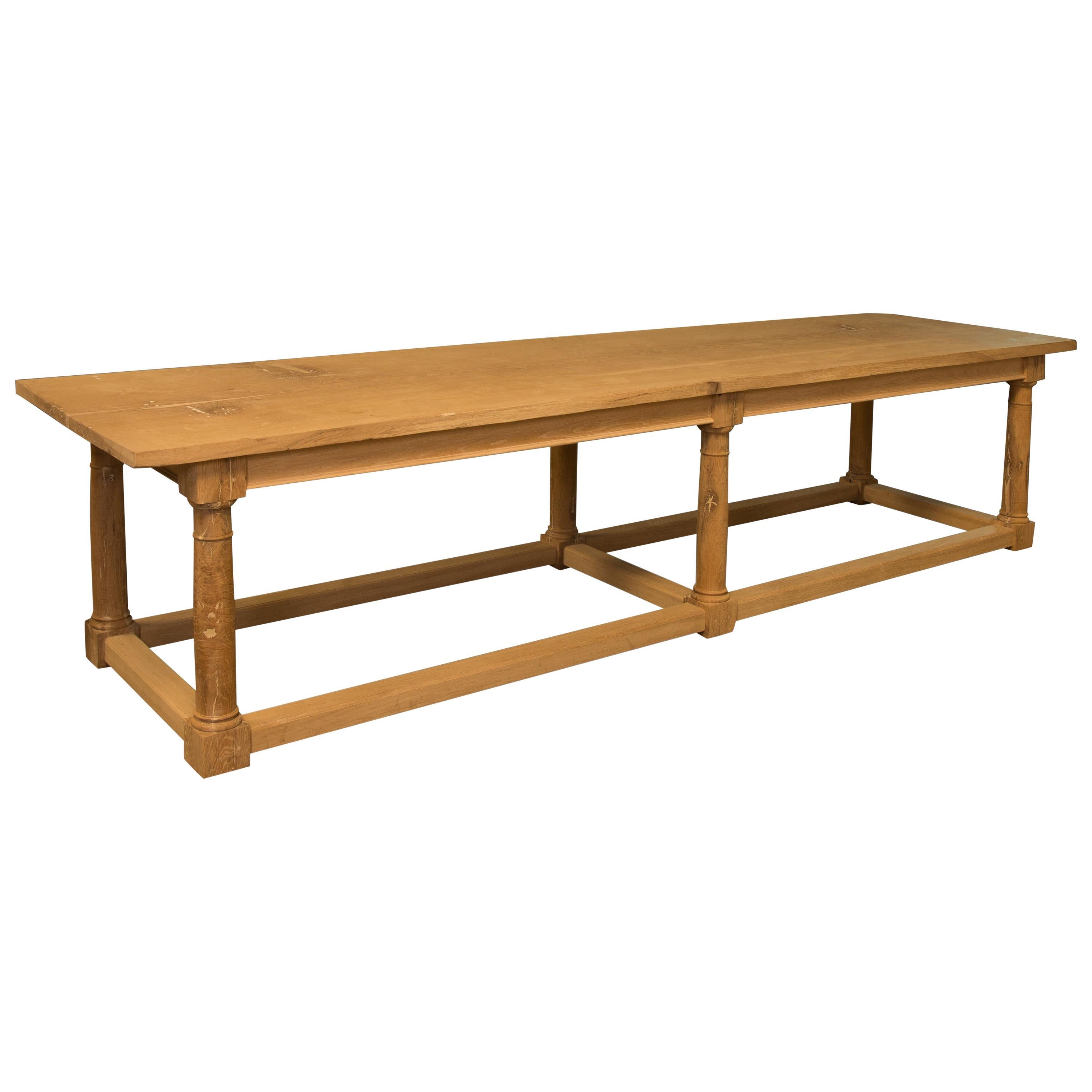 Contemporary refectory table. Oak wood.