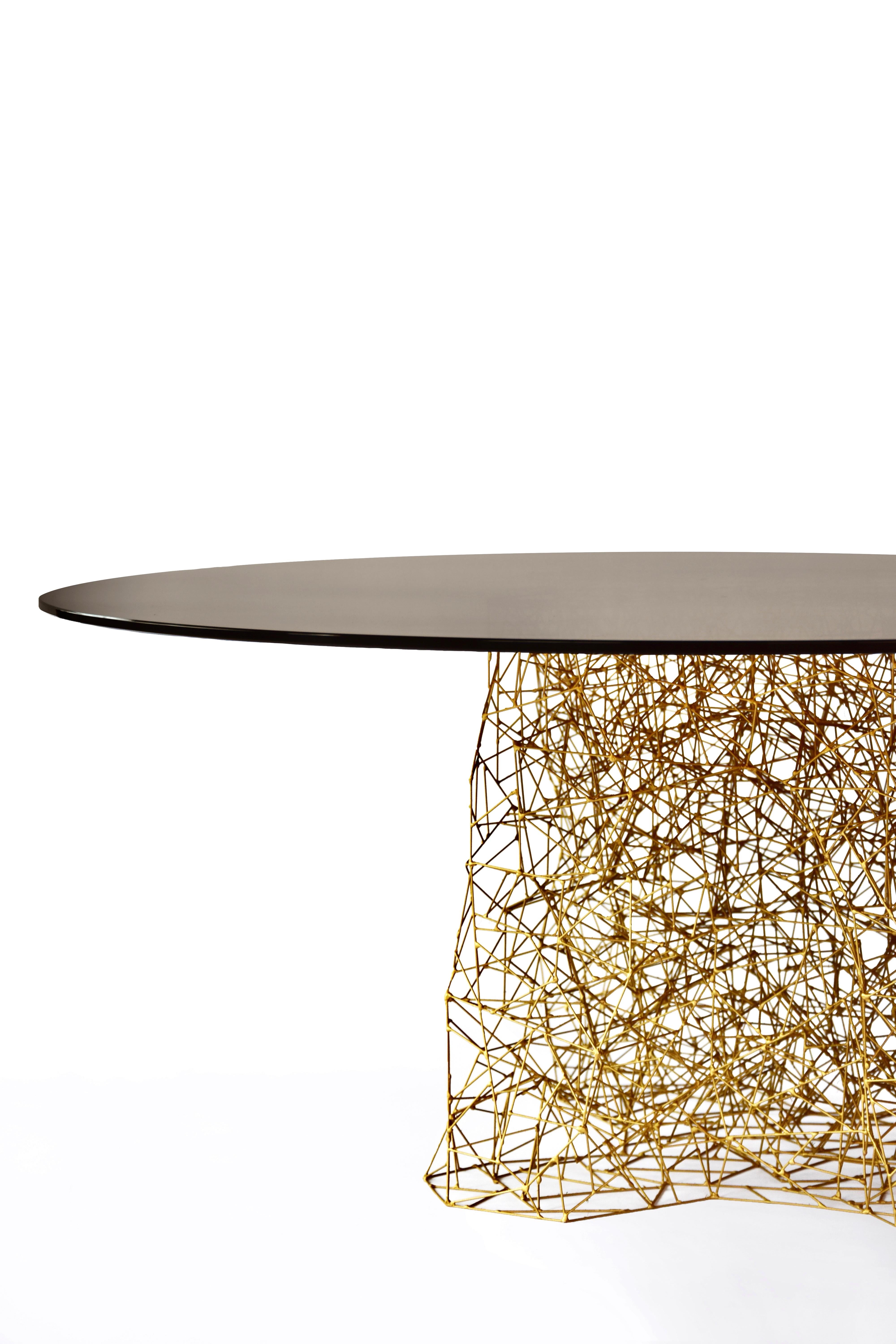 Allemand Table de salle à manger contemporaine 'TOGETHER' par Eichkorn, laiton et verre, personnalisable en vente