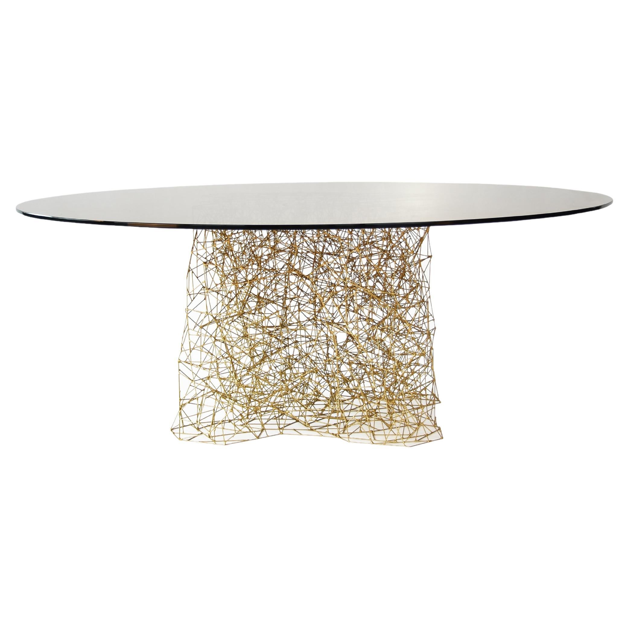 Contemporary Esstisch 'TOGETHER' von Eichkorn, Messing und Glas, anpassbar