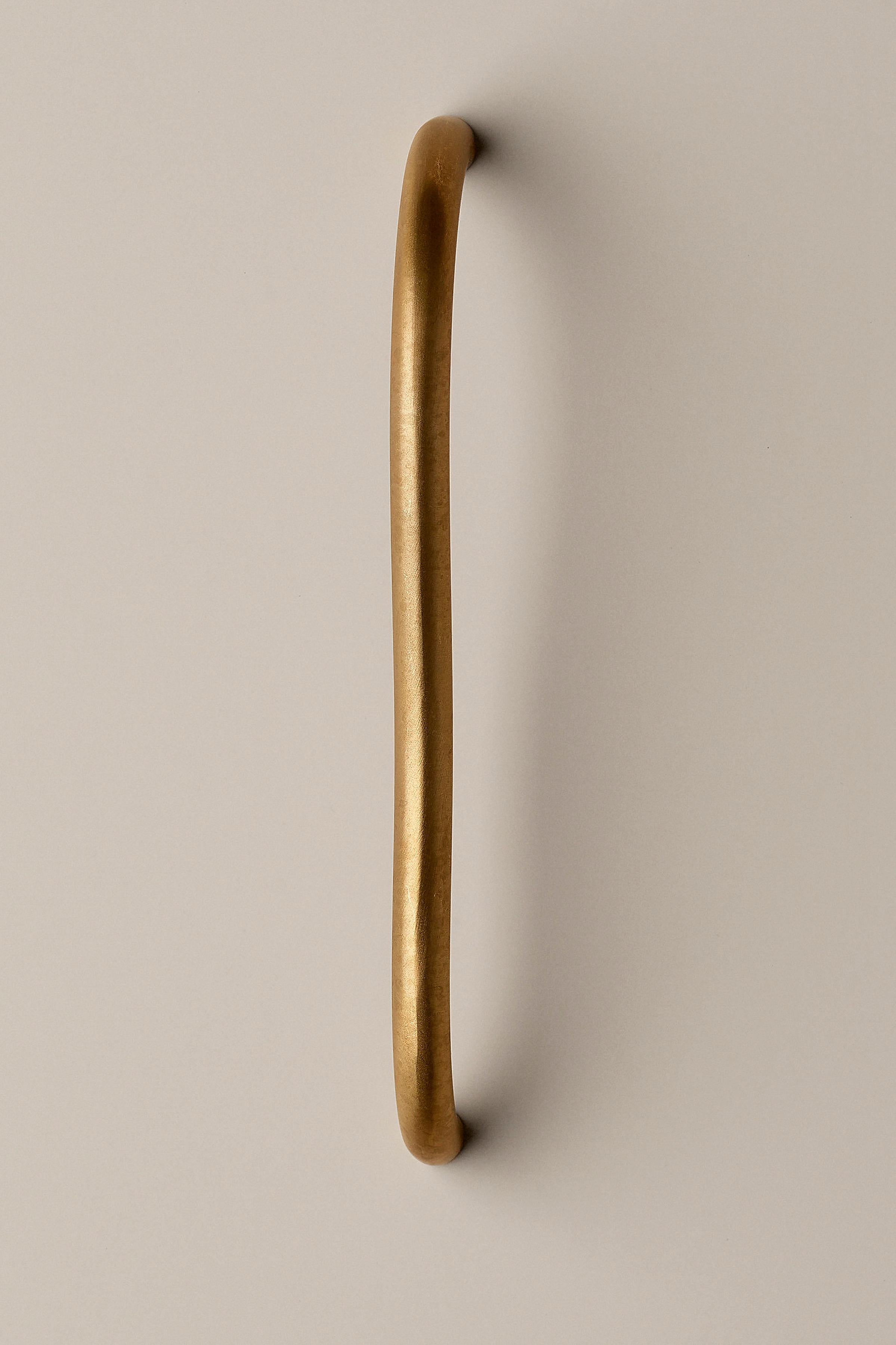 Poignée de porte / bouton contemporain 'Limber' par Space Within, nickel poli Neuf - En vente à Paris, IDF