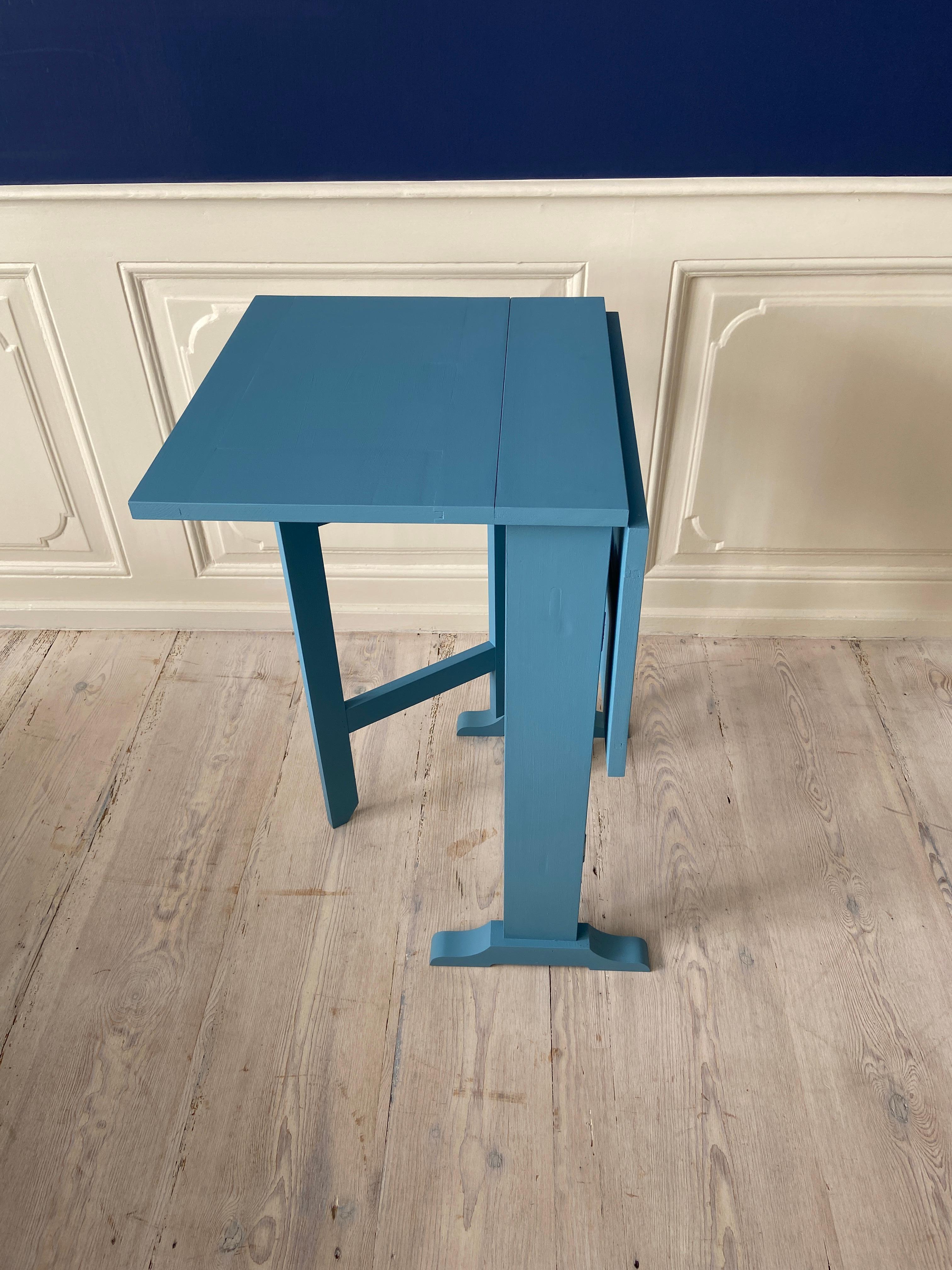 Contemporary Drop Leaf Table in Light Blue Painted Wood, Belgium For Sale 2
