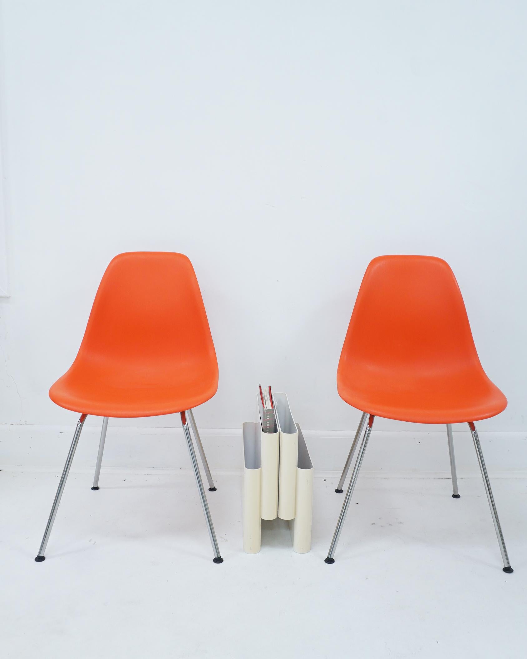 Contemporary Eames Orange Red Molded Plastic Side Chair For Sale 5