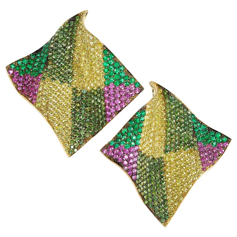 Rosior one-off Diamond, Sapphire and Emerald Contemporary "Echarpe" Earrings  For Sale