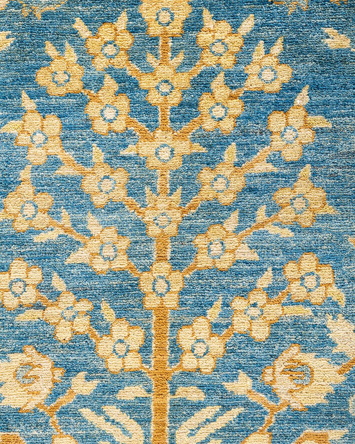 Contemporary Eclectic Hand Knotted Wool Blue Square Area Rug  (Pakistanisch) im Angebot