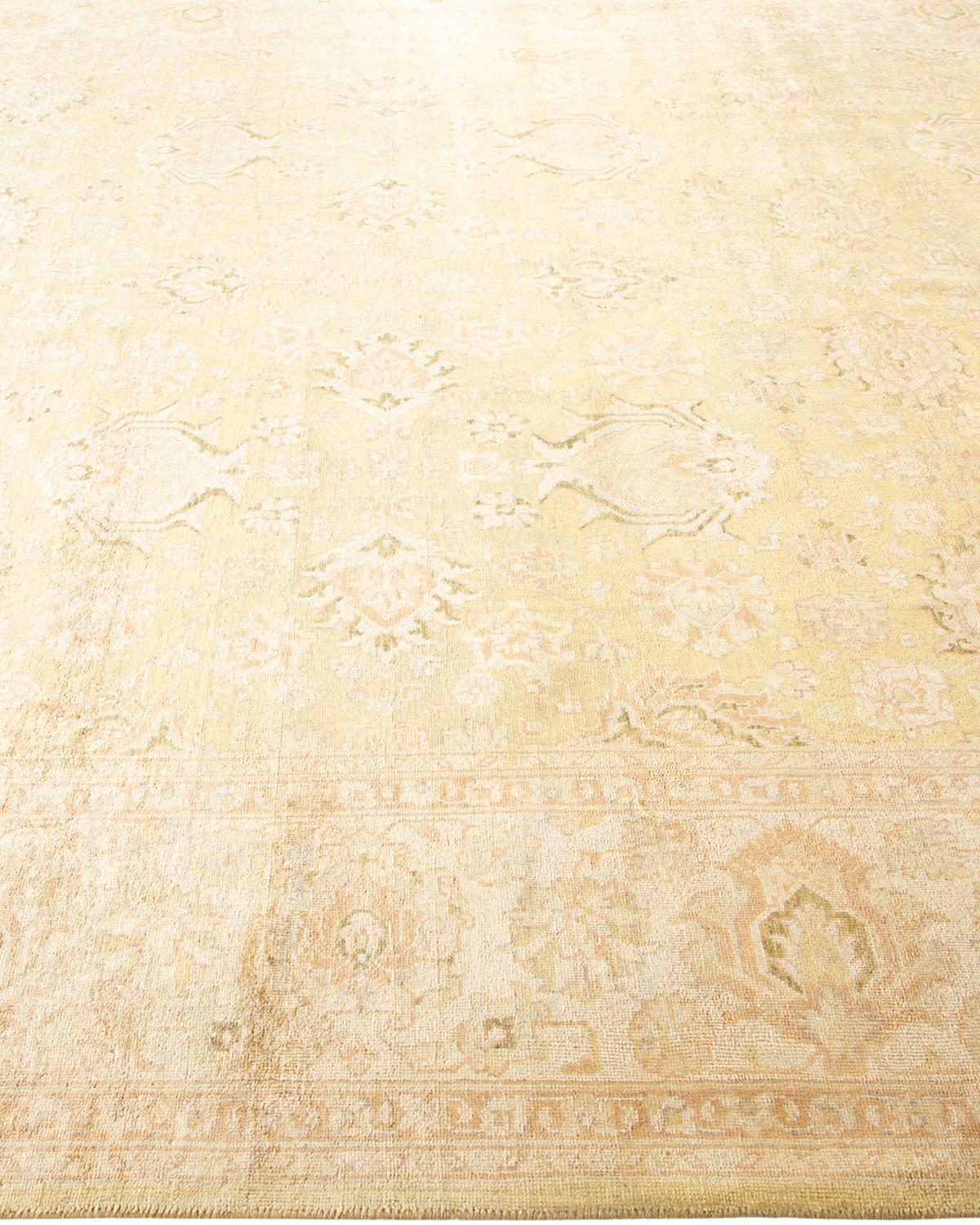 Alfombra contemporánea ecléctica de lana anudada a mano verde en Nuevo estado para la venta en Norwalk, CT