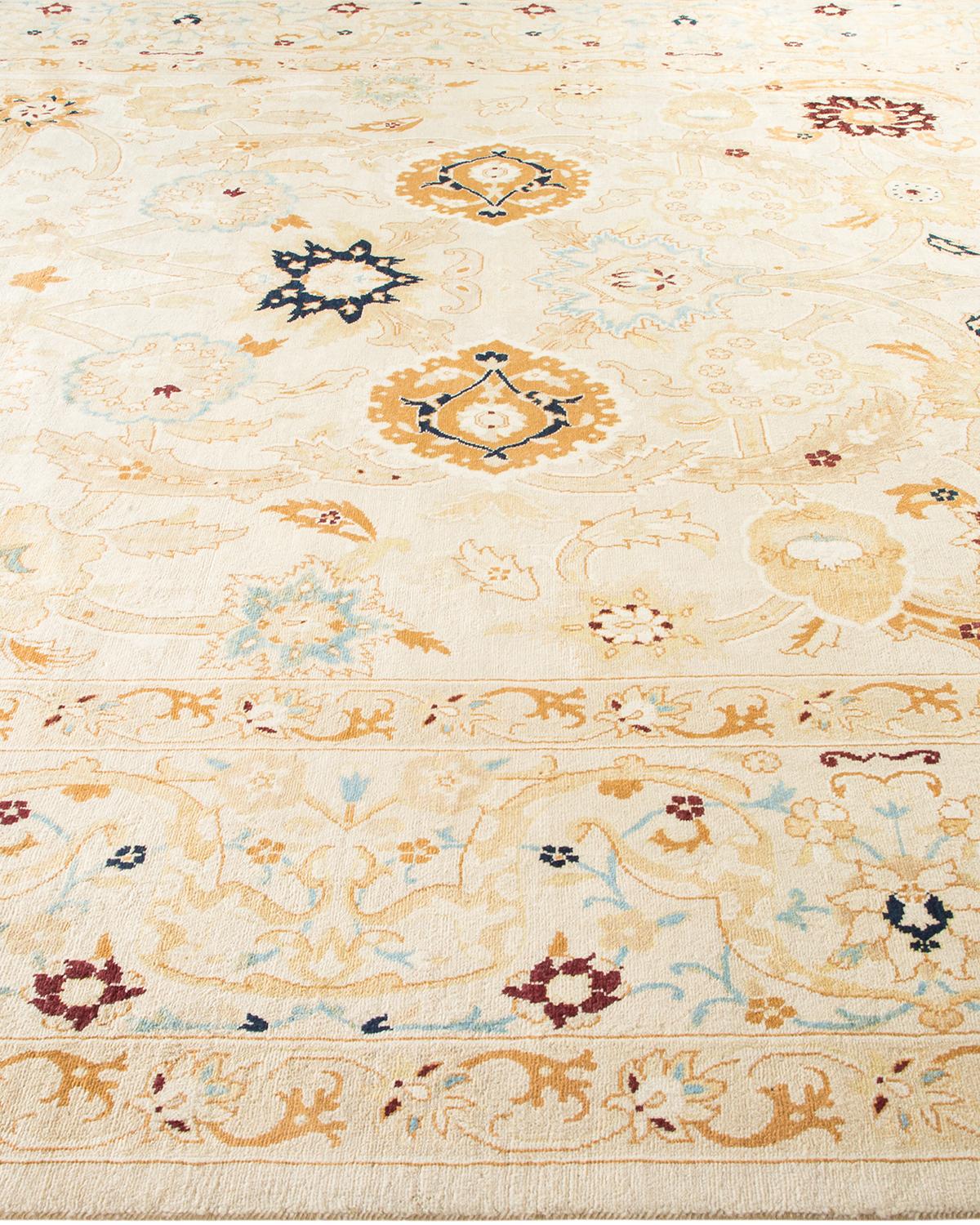 Contemporary Eclectic Hand Knotted Wool Ivory Area Rug In New Condition For Sale In Norwalk, CT