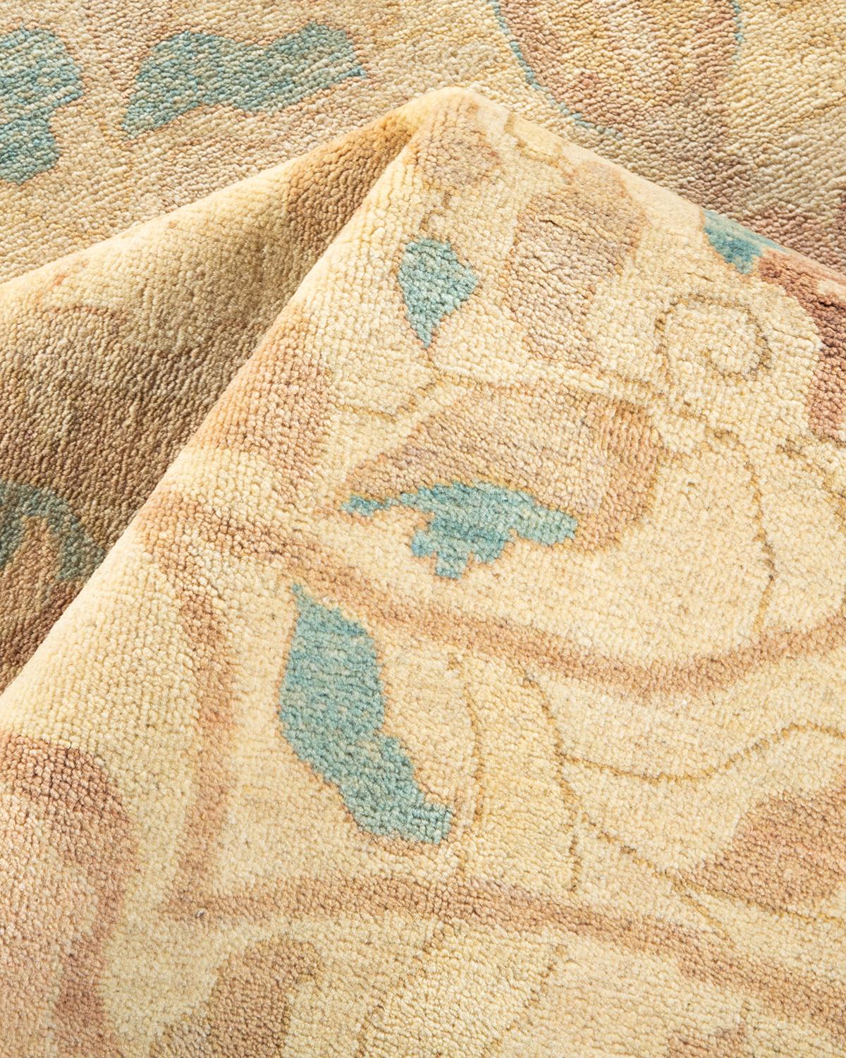 Contemporary Eclectic Hand Knotted Wool Ivory Area Rug im Angebot 1