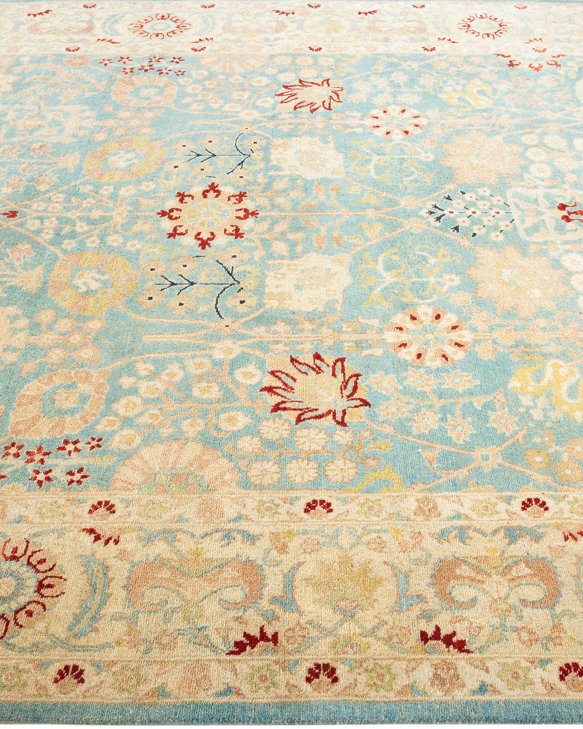 Contemporary Eclectic Hand Knotted Wool Light Blue Area Rug im Zustand „Neu“ im Angebot in Norwalk, CT