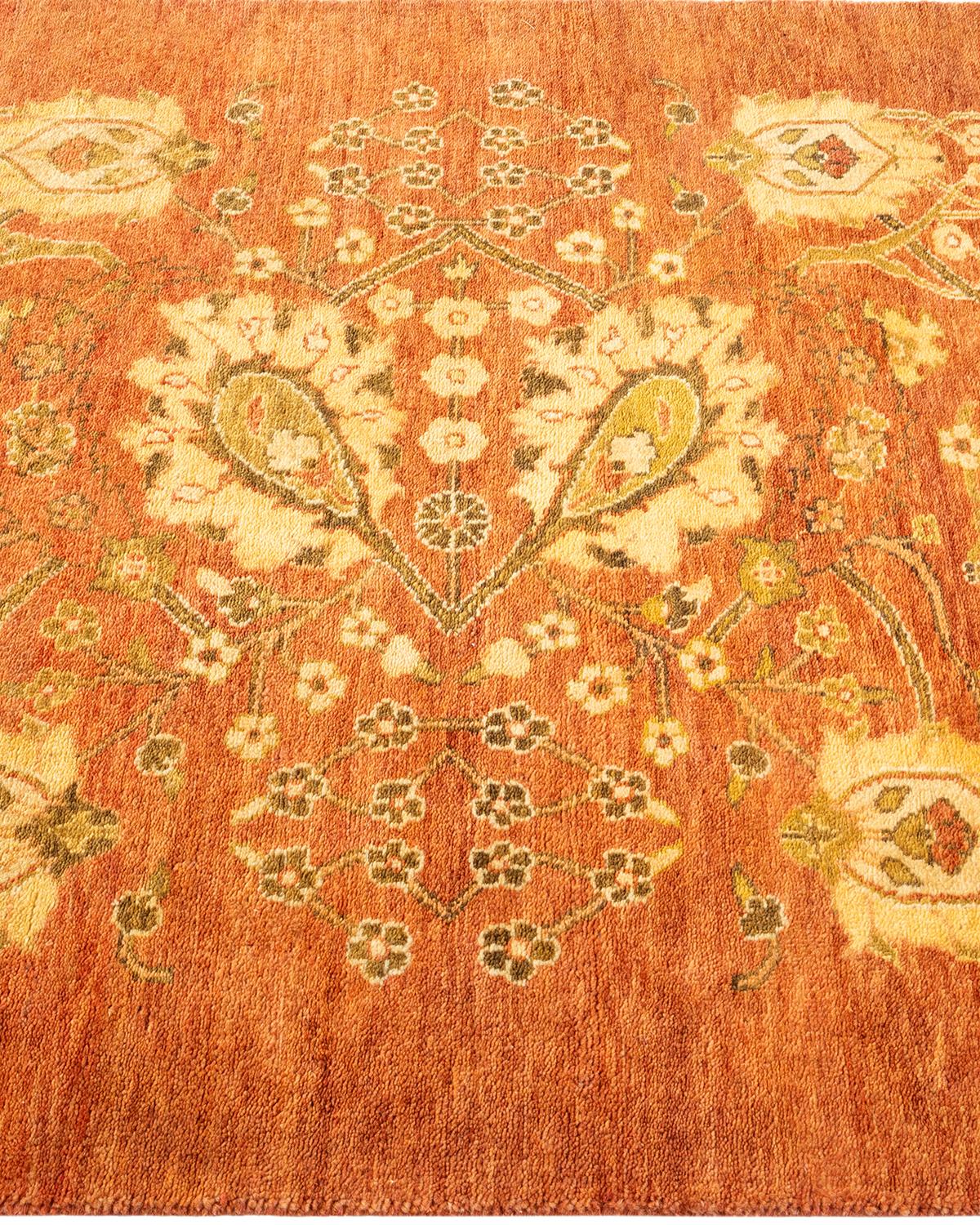 Contemporary Eclectic Hand Knotted Wool Pink Area Rug In New Condition For Sale In Norwalk, CT