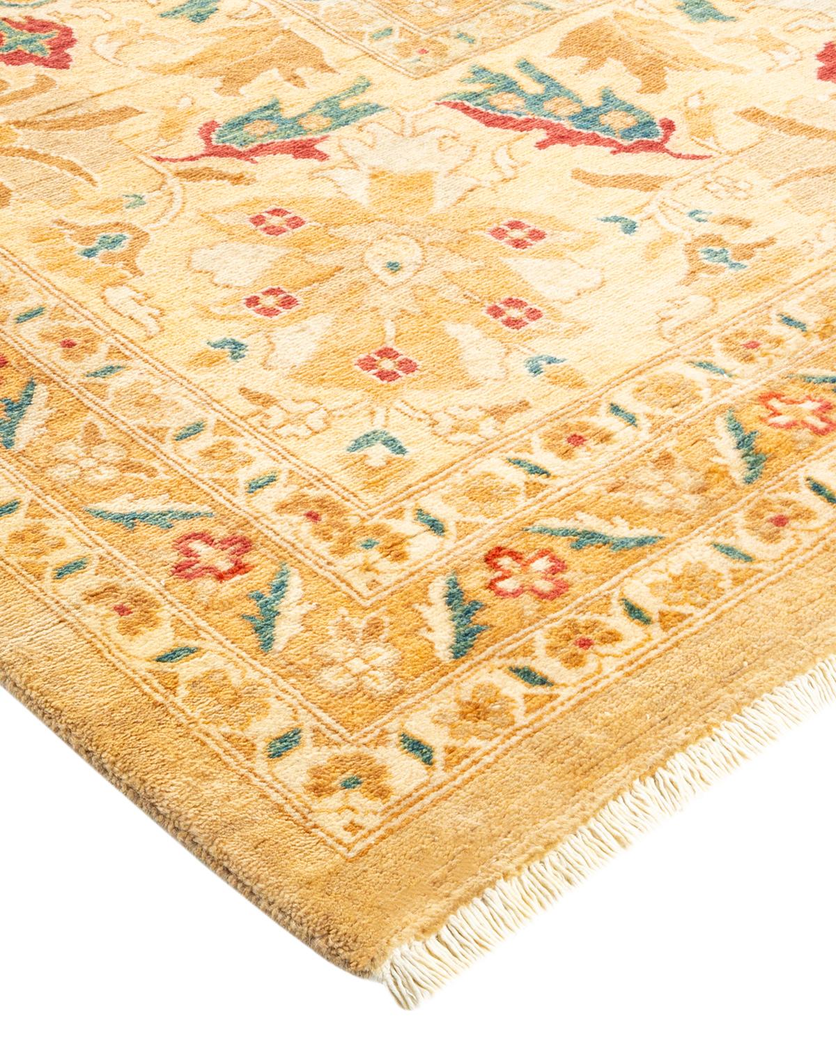 Avec un amalgame de tailles et d'influences esthétiques allant de l'art déco au Rorschach en passant par le modernisme, les tapis de la Collection Eclectic défient toute définition, demandant plutôt à devenir des points focaux intrigants d'une