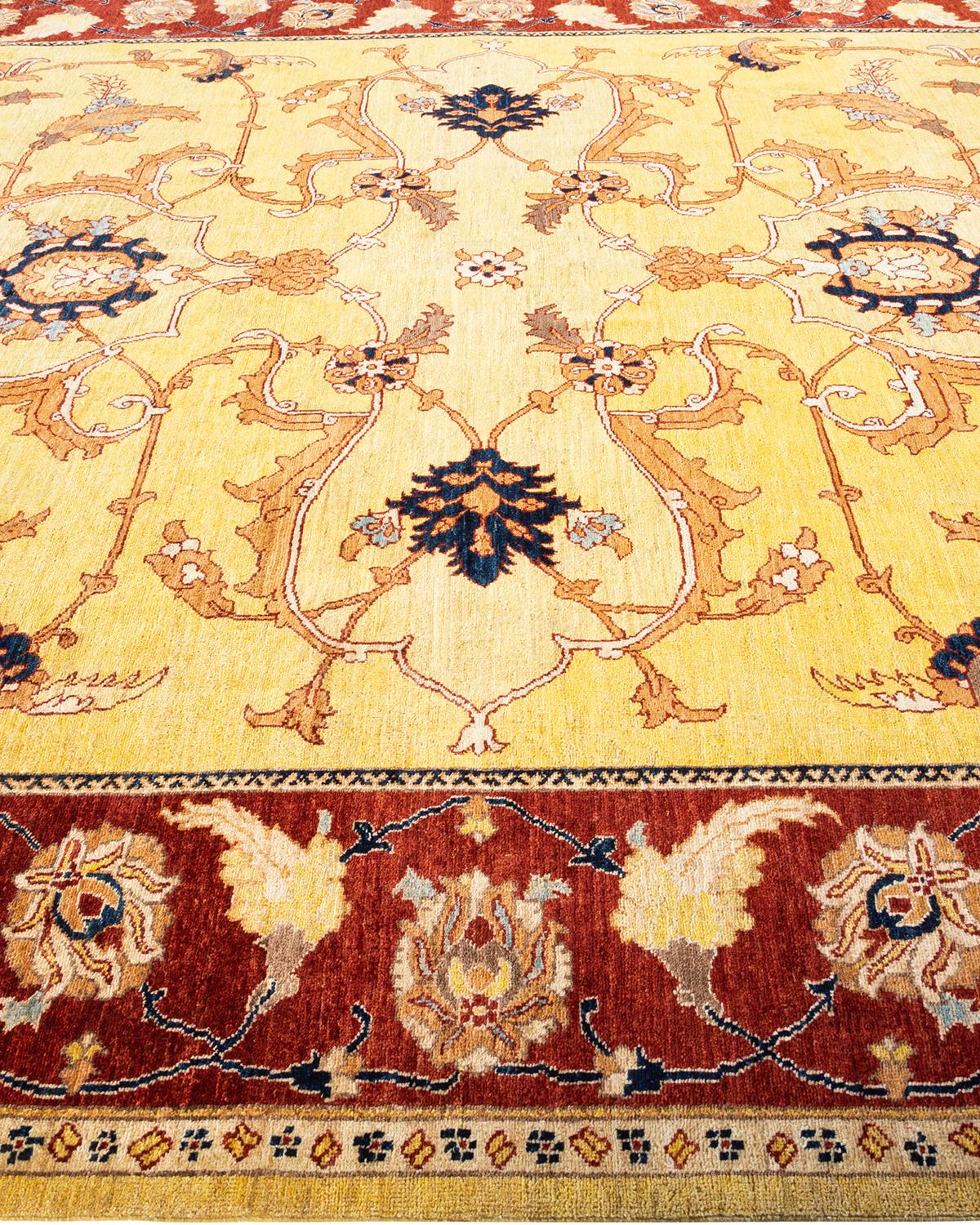 Tapis éclectique contemporain en laine nouée à la main jaune Neuf - En vente à Norwalk, CT