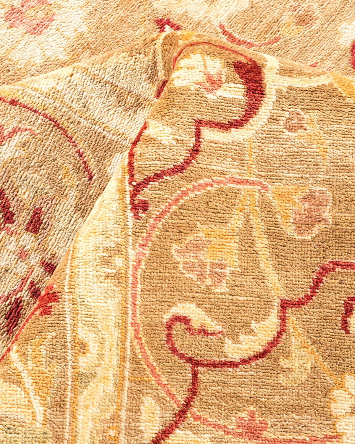 Tapis éclectique contemporain en laine nouée à la main jaune en vente 1