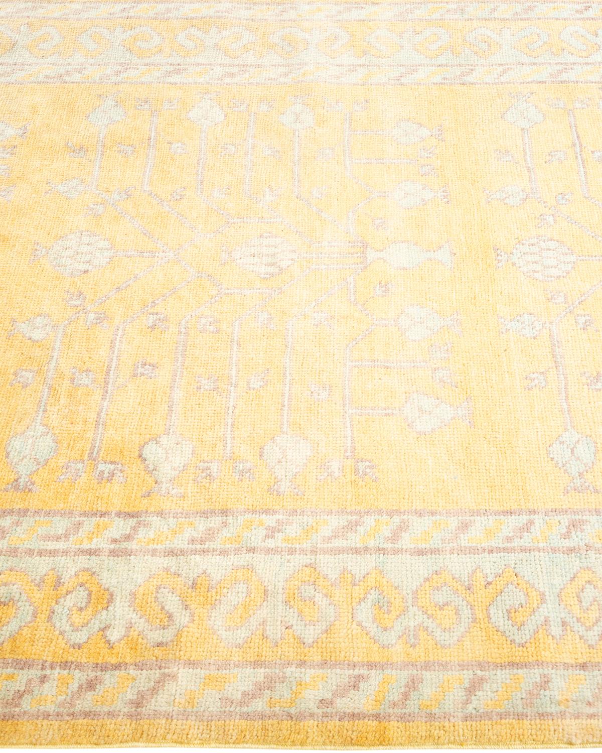 Contemporary Eclectic Hand Knotted Wool Yellow Runner im Zustand „Neu“ im Angebot in Norwalk, CT