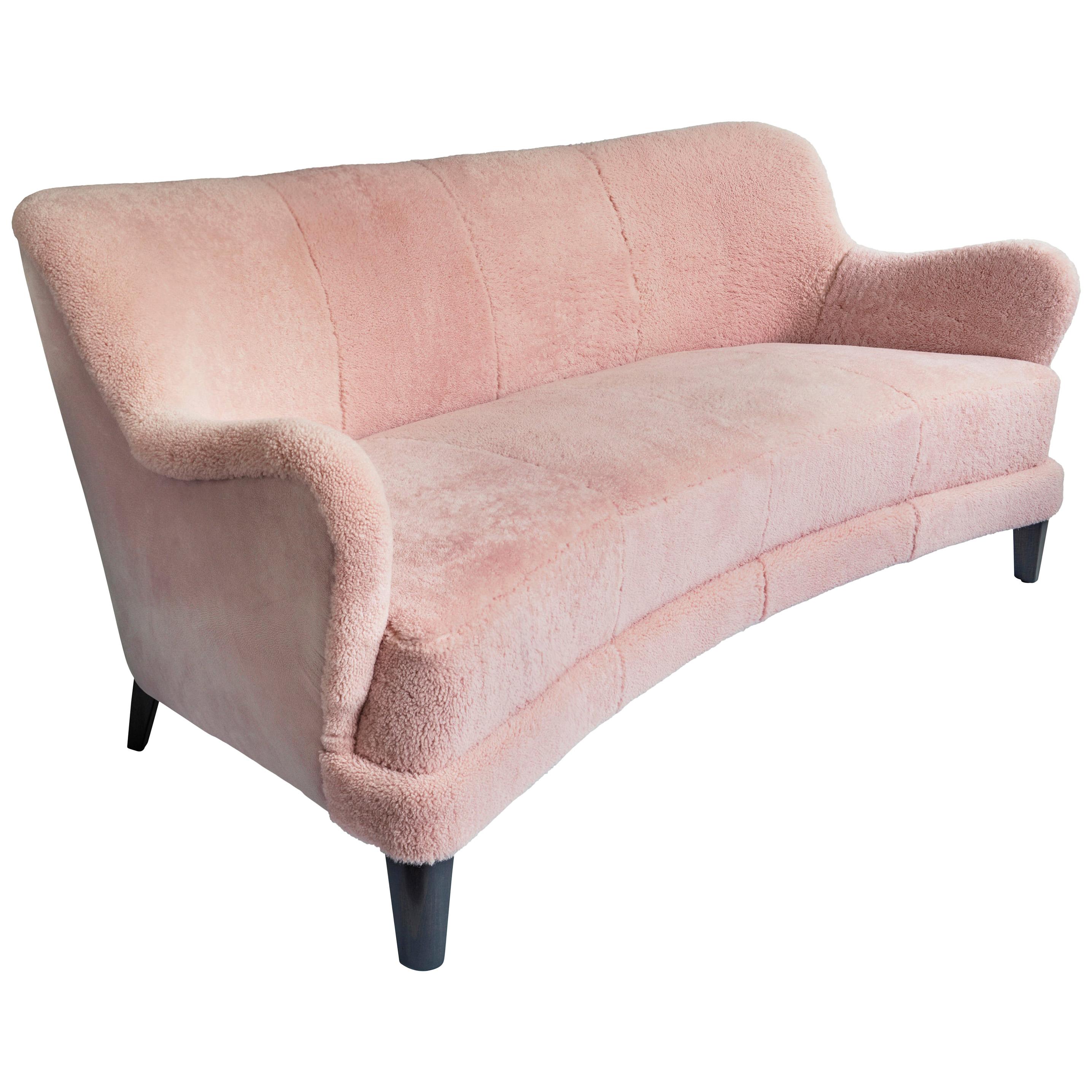Contemporary Eclipse Curved Sofa in Pink Sheepskin and Suede Upholstery For Sale