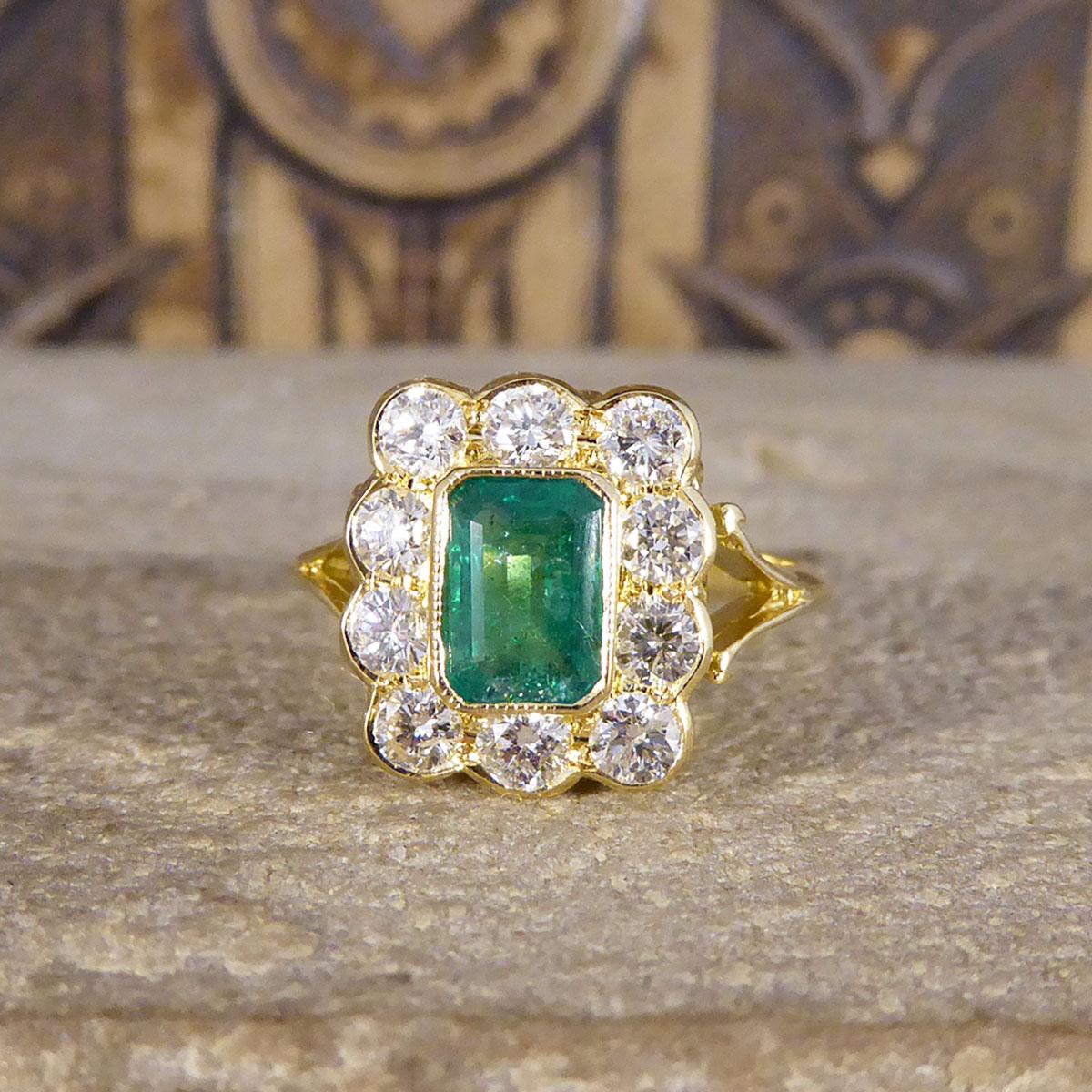 Women's or Men's Contemporary Edwardian Style 0.90ct Emerald & Diamond Cluster Ring in 18ct Gold For Sale