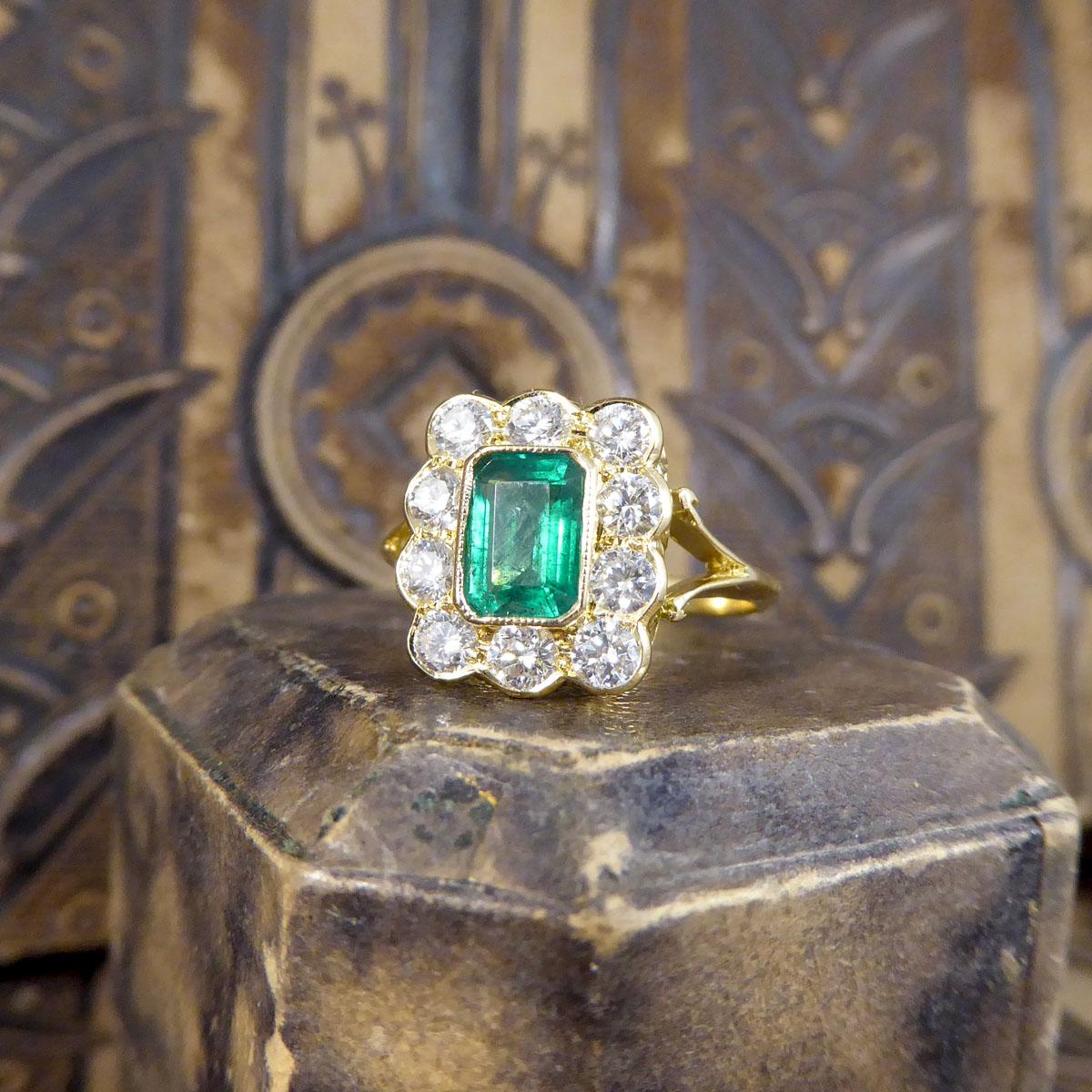 Contemporary Edwardian Style 0.90ct Emerald & Diamond Cluster Ring in 18ct Gold For Sale 4