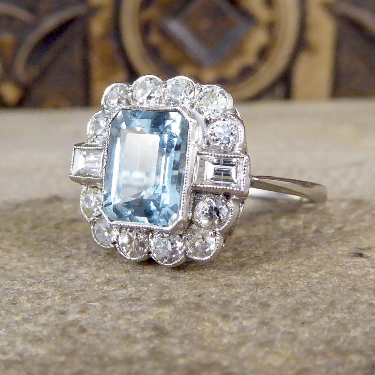 Contemporary Edwardian Style 1.60 Carat Aquamarine and Diamond Ring in Platinum In Good Condition In Yorkshire, West Yorkshire