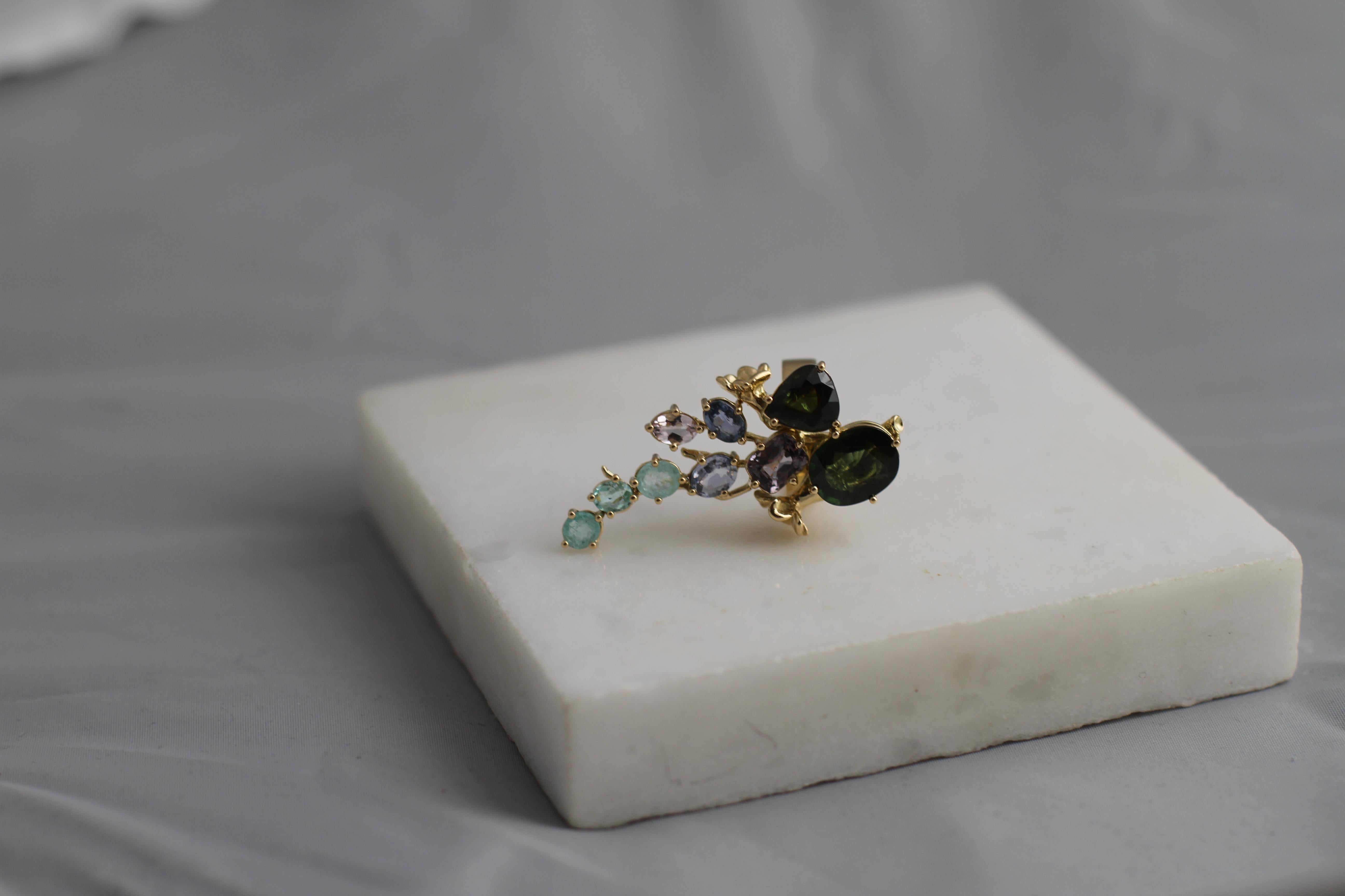 Bague contemporaine en or jaune dix-huit carats, fleur de tabac en forme de grappe de cocktail en vente 11