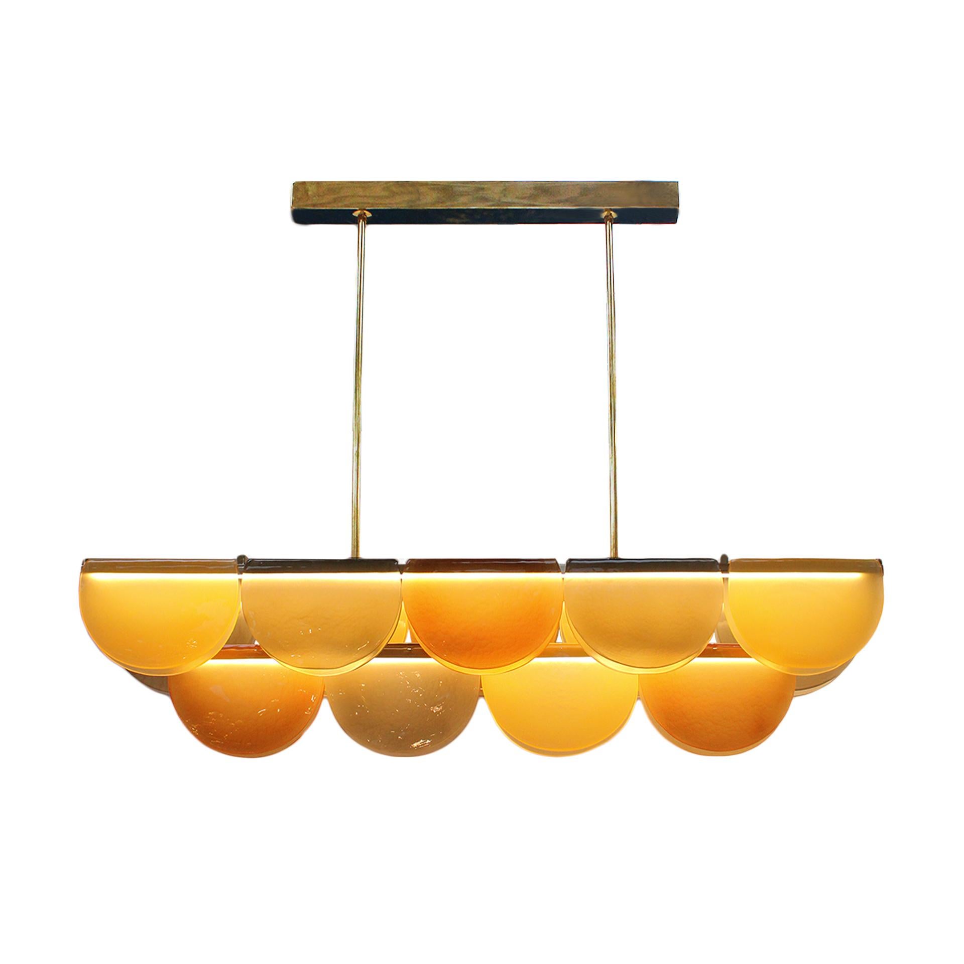 Zeitgenössische Deckenleuchte aus Murano-Glas und Messing in Erdtönen, Italien (21. Jahrhundert und zeitgenössisch) im Angebot