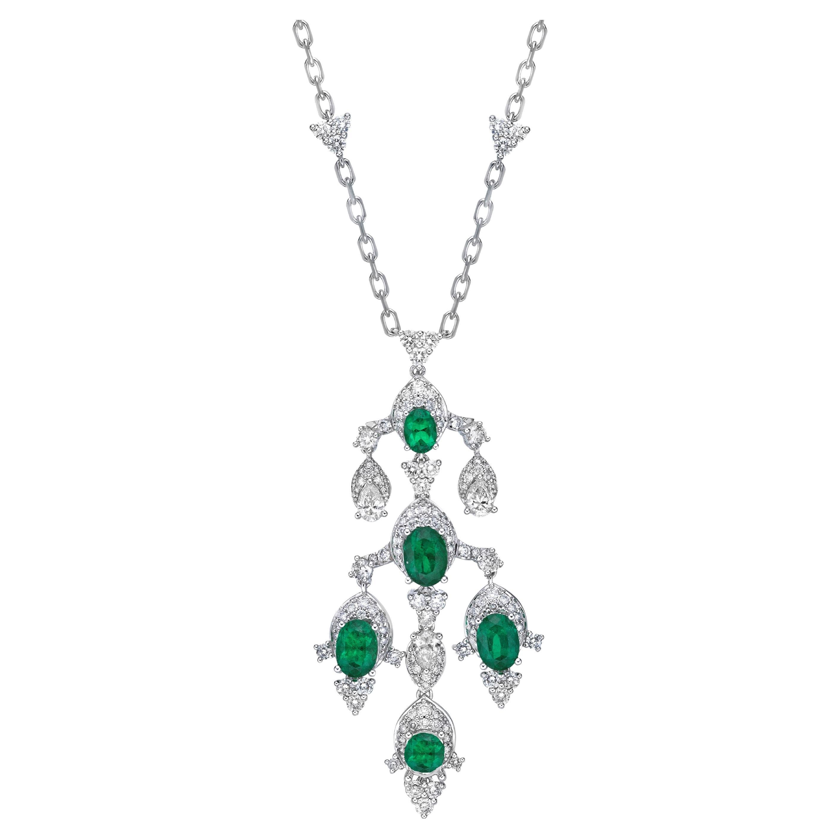 Contemporary Emerald and Diamond Necklace in 18Karat White Gold. For Sale