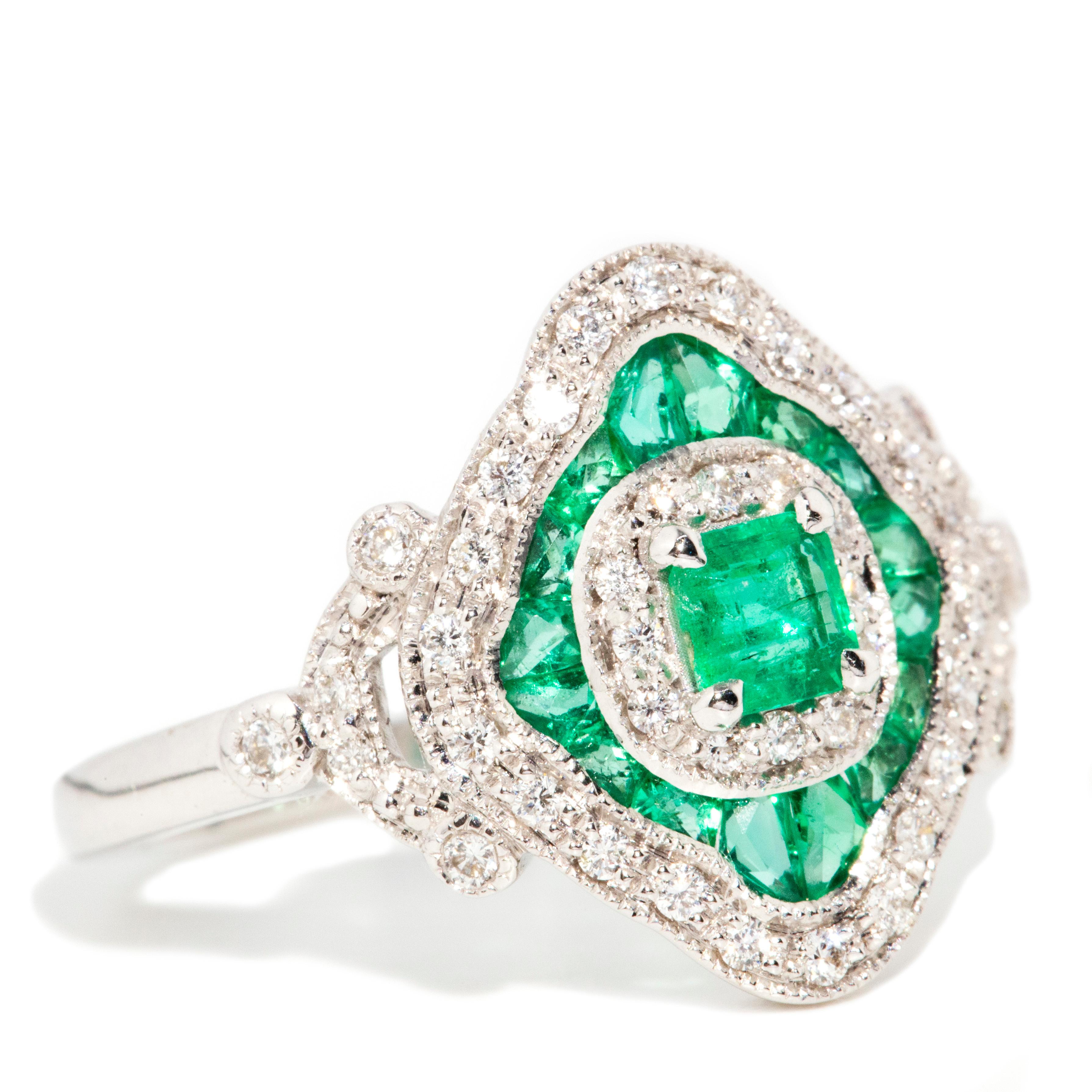 Contemporary Emerald & Diamond Art Deco-Inspired 18 Carat White Gold Ring In New Condition For Sale In Hamilton, AU