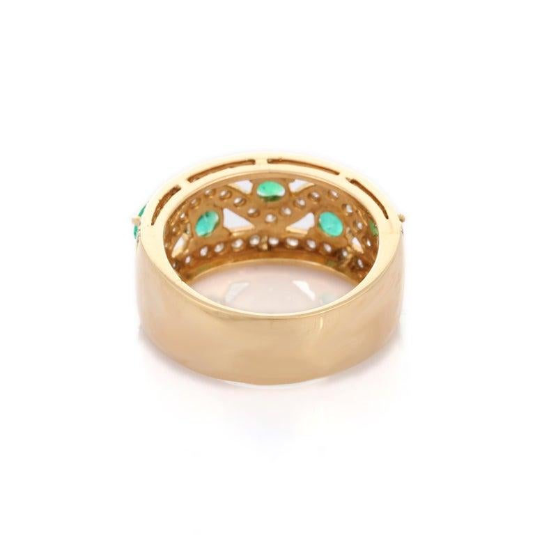 For Sale:  Contemporary Emerald Wedding Band with Diamonds in 18k Solid Yellow Gold 4