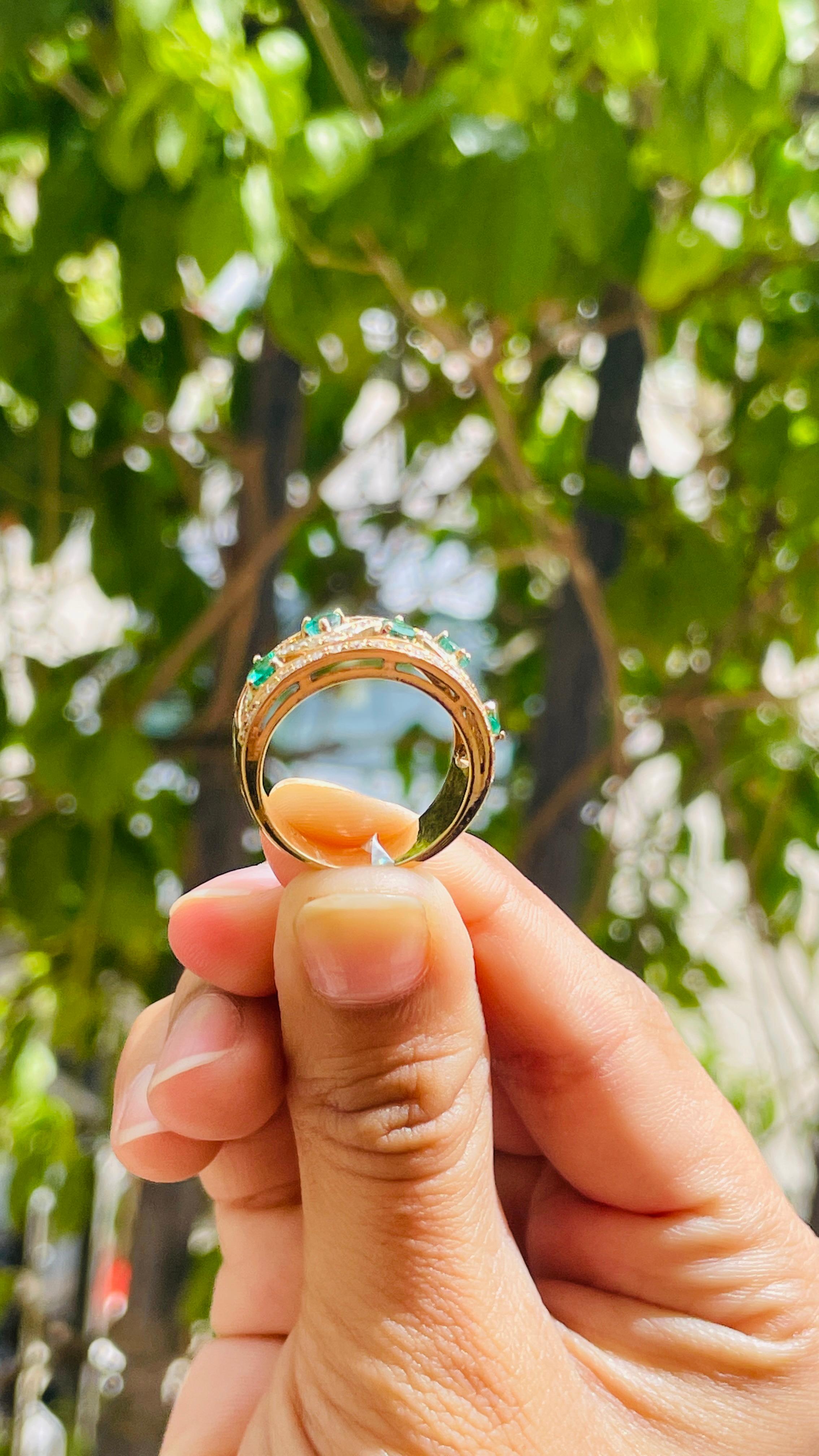 For Sale:  Contemporary Emerald Wedding Band with Diamonds in 18k Solid Yellow Gold 9